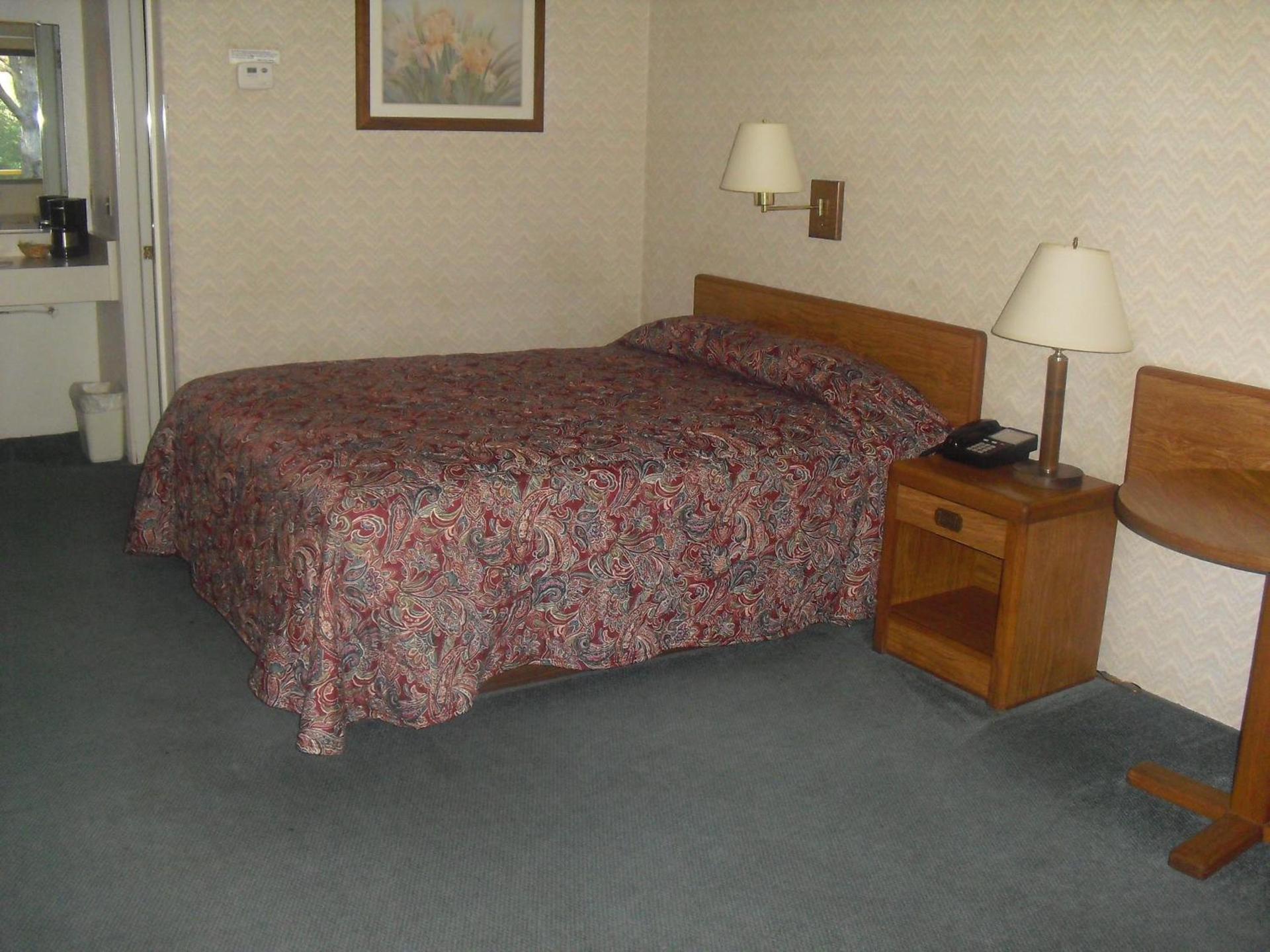 Creekside Lodge photo 21