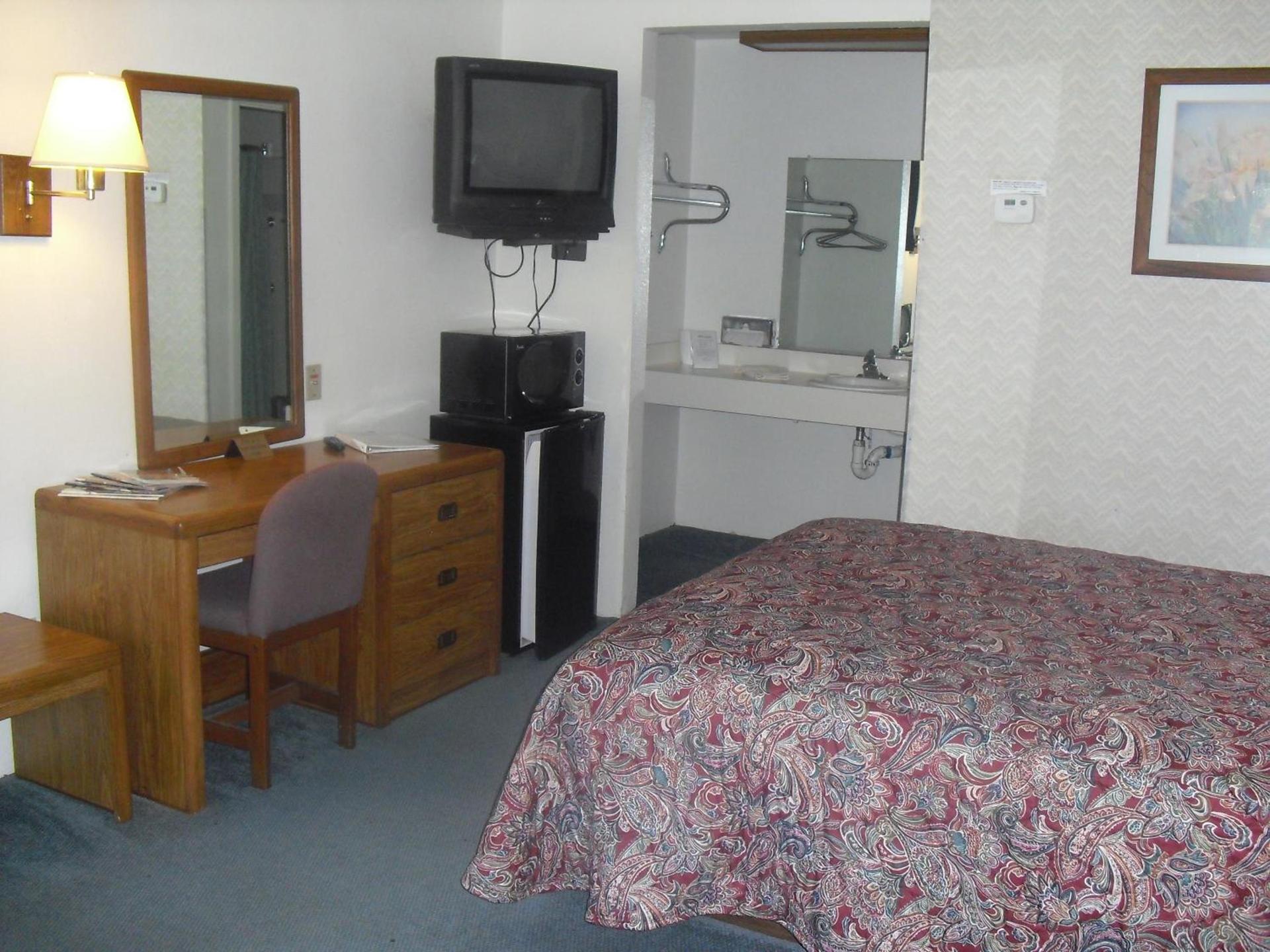 Creekside Lodge photo 22