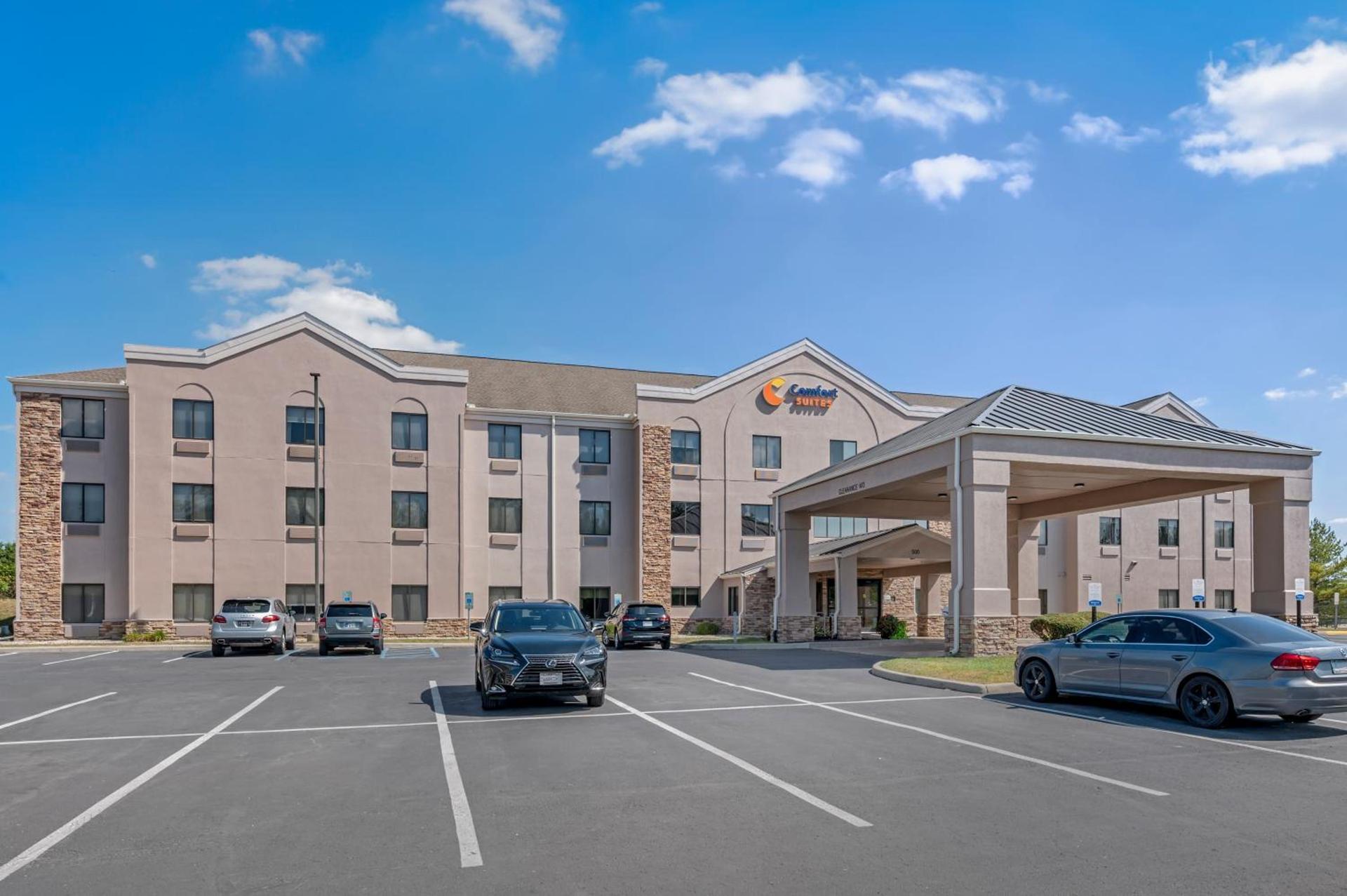 Comfort Suites West Indianapolis - Brownsburg photo 31