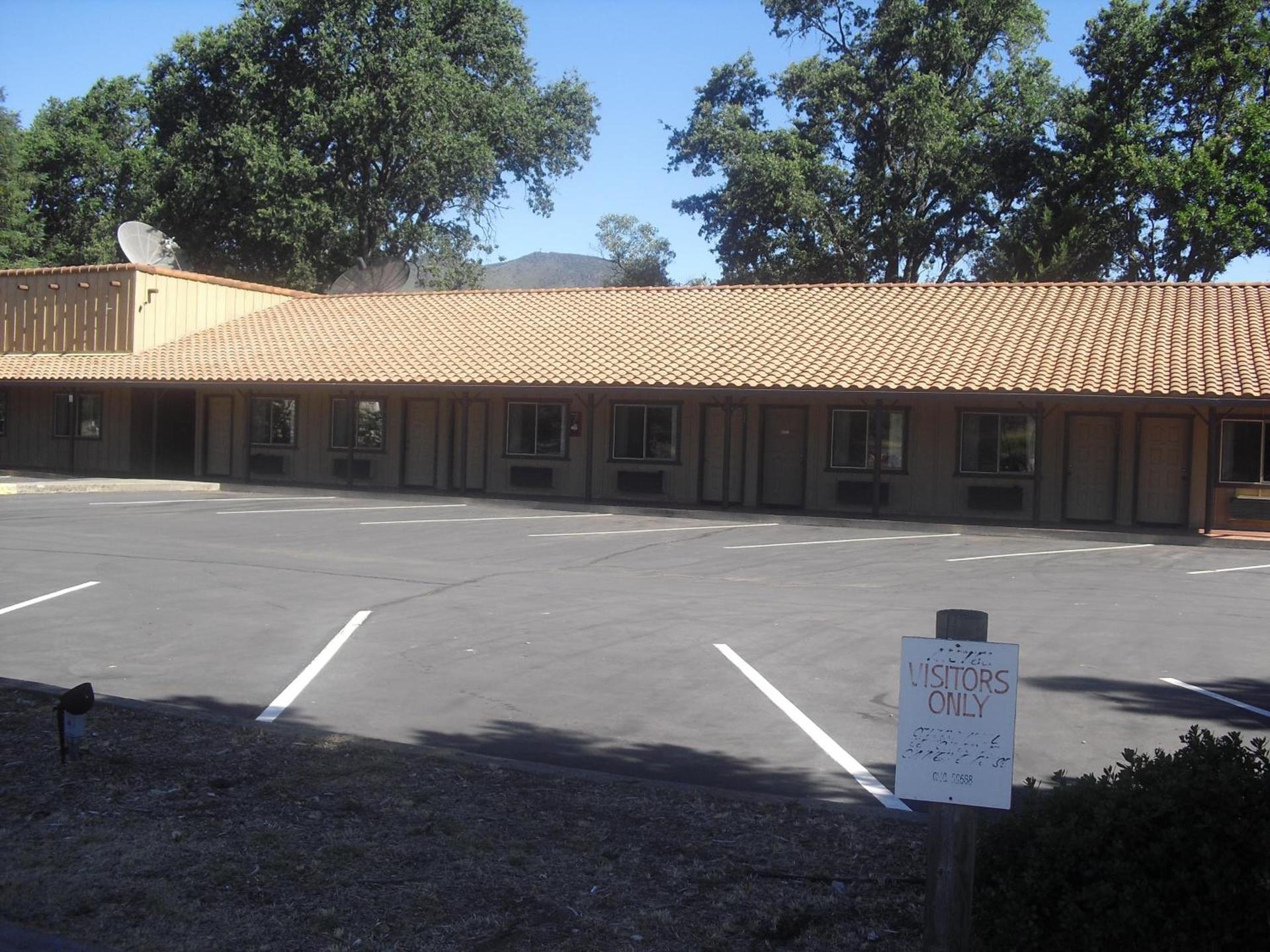 Creekside Lodge photo 11