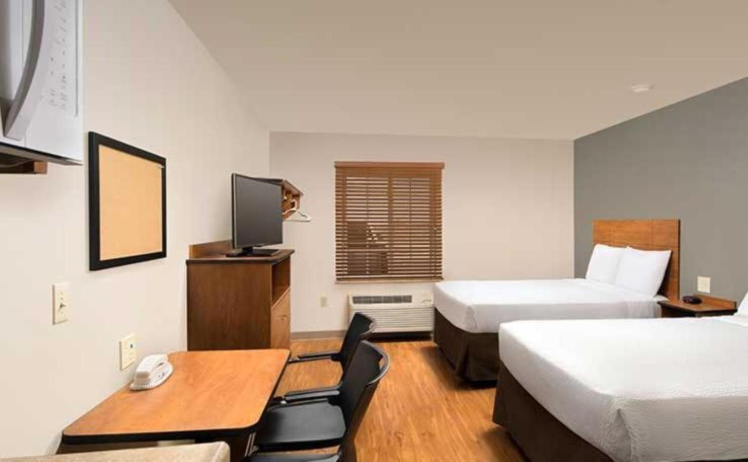 WoodSpring Suites Council Bluffs photo 23