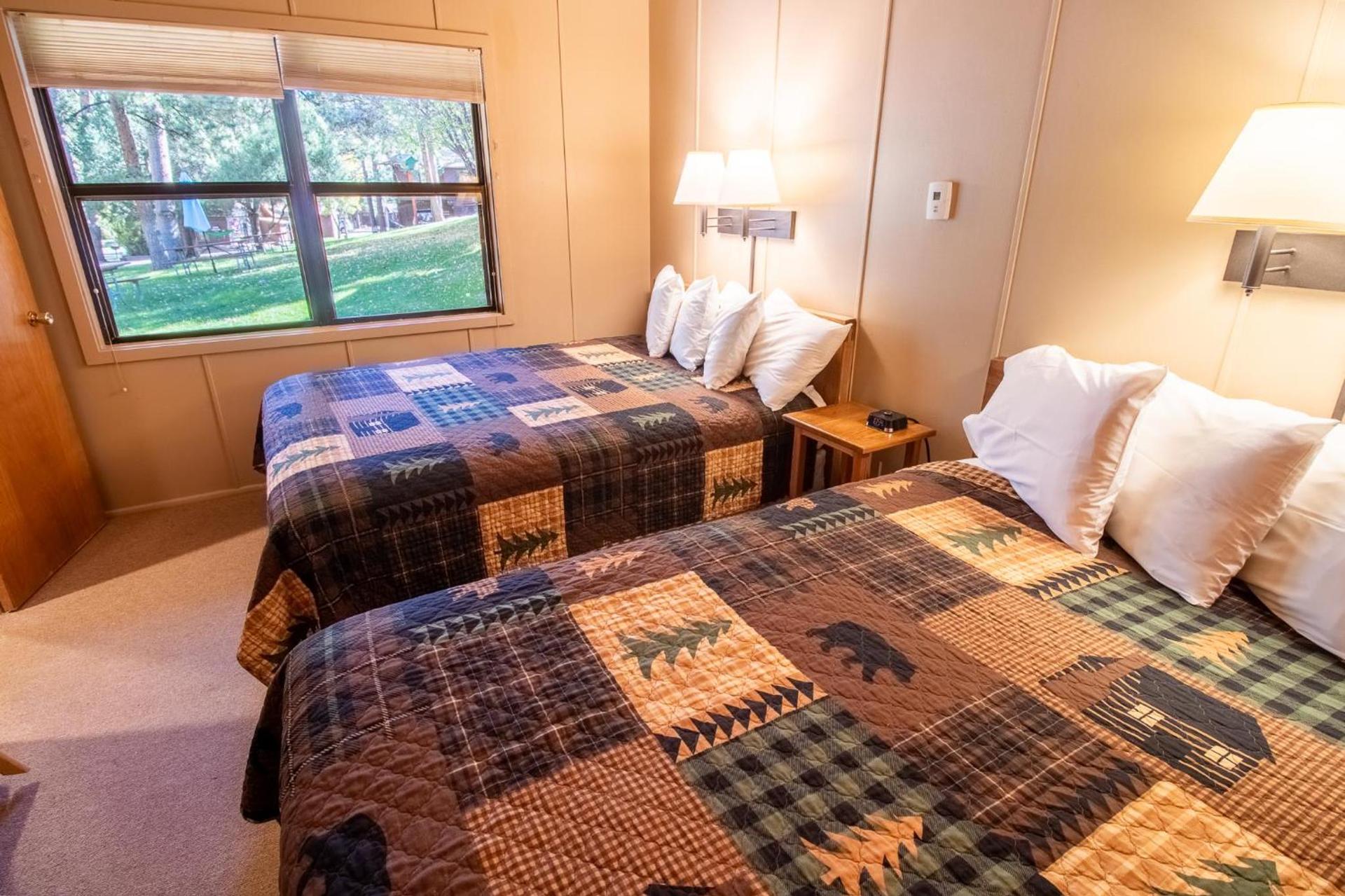 Castle Mountain Lodge photo 55
