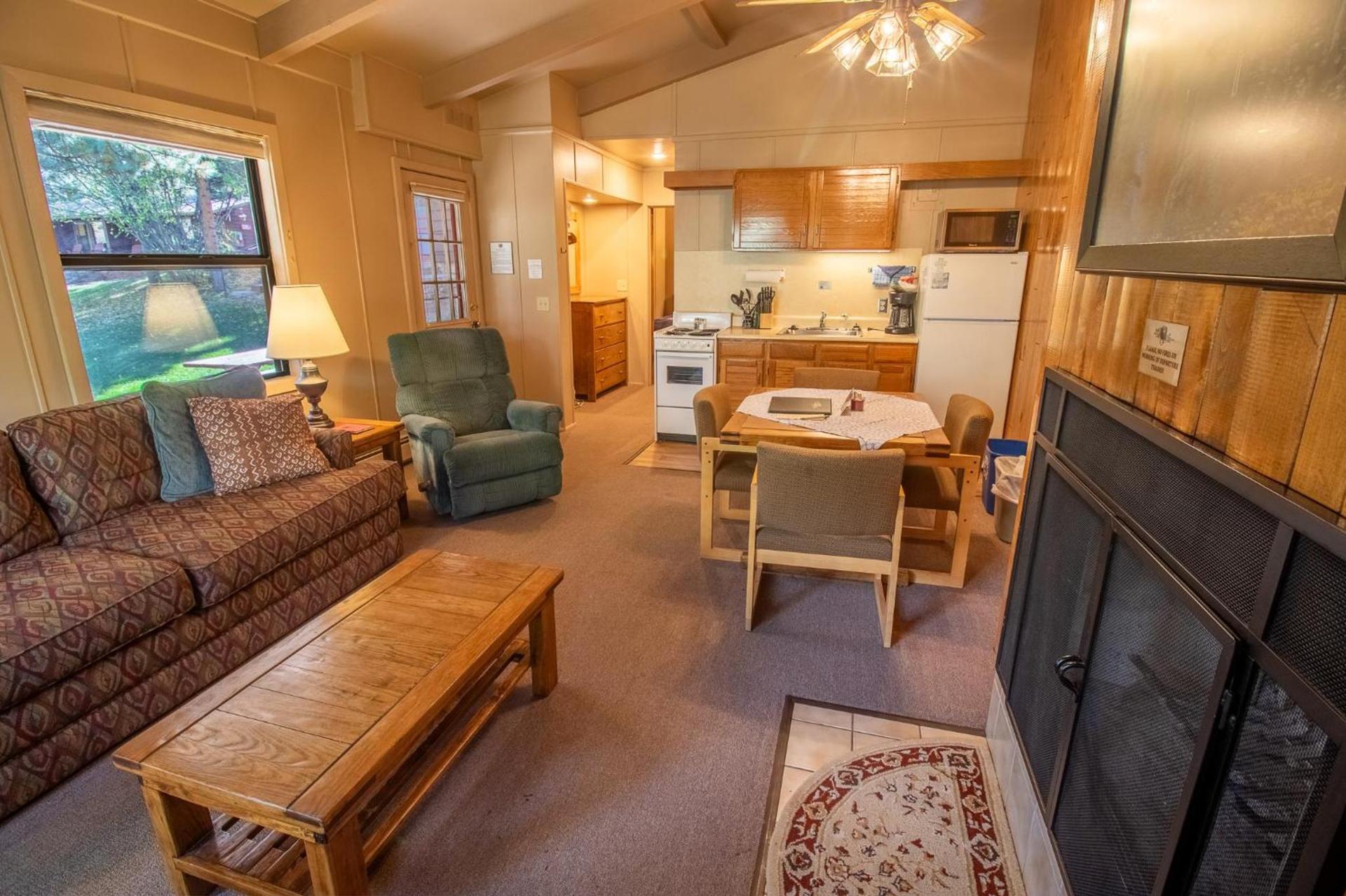Castle Mountain Lodge photo 57