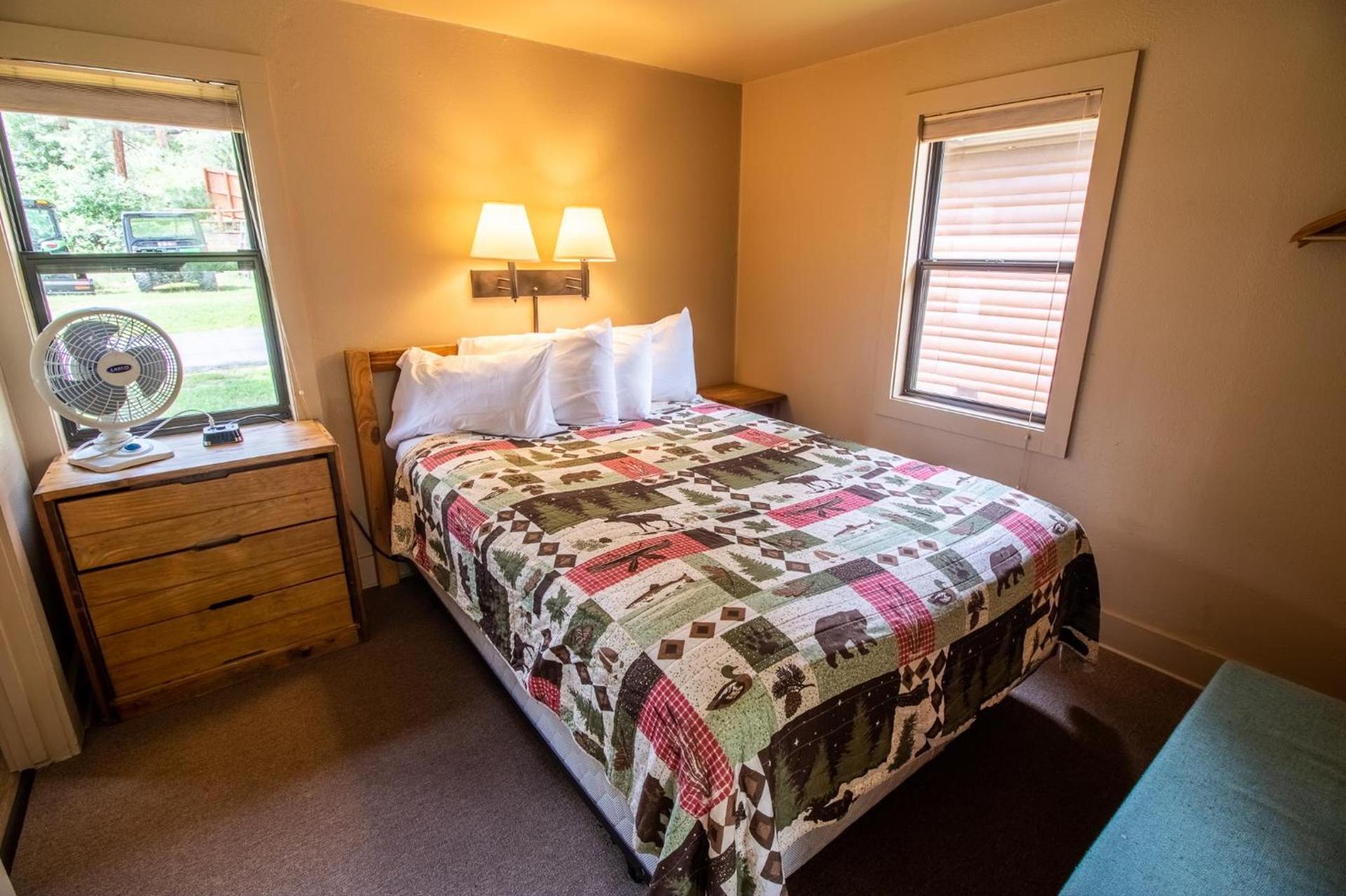 Castle Mountain Lodge photo 21