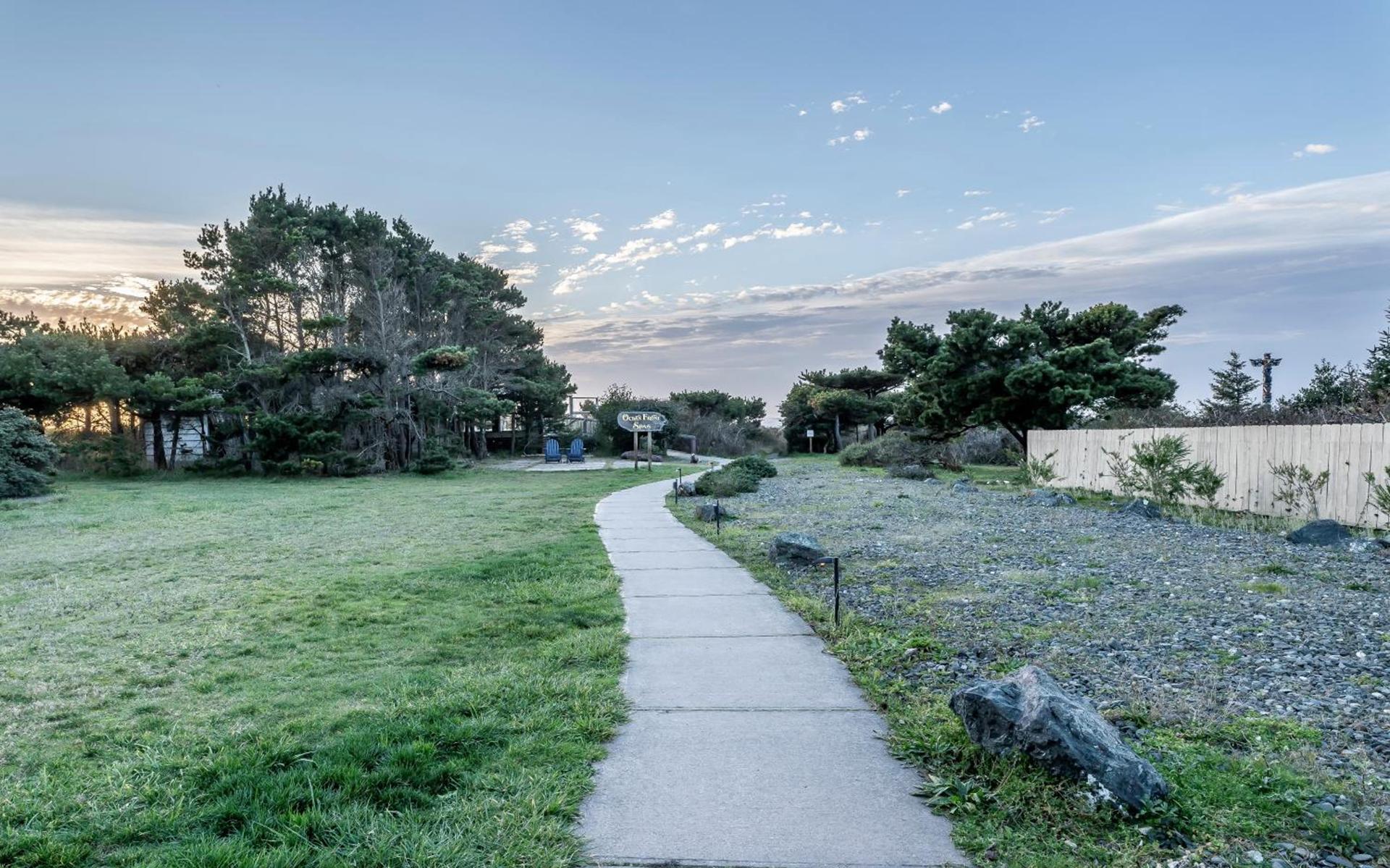 Gold Beach Inn photo 20