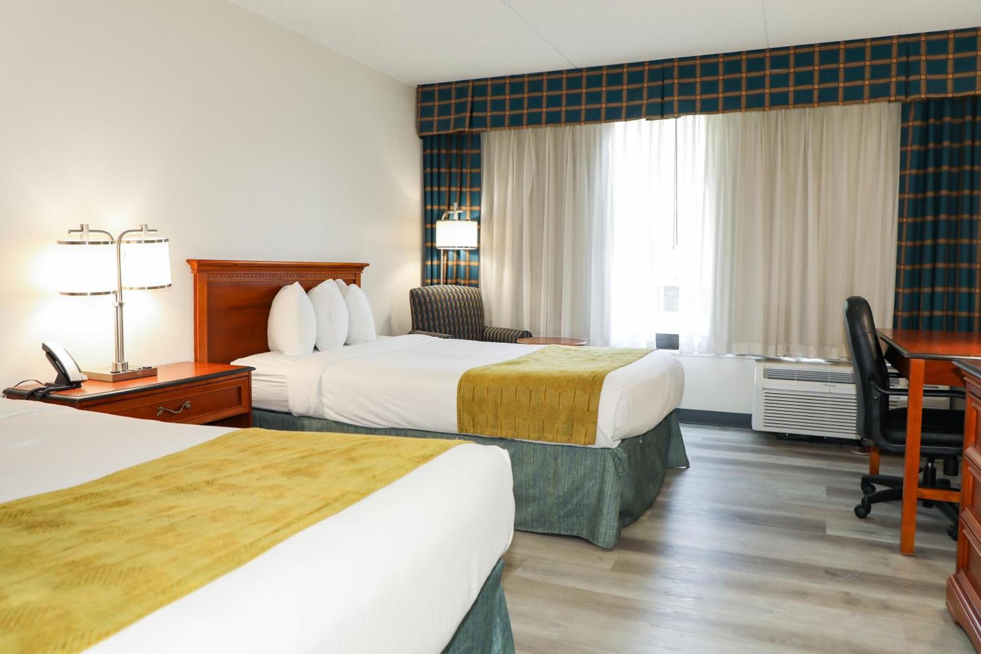 Ramada by Wyndham Cumberland Downtown photo 42