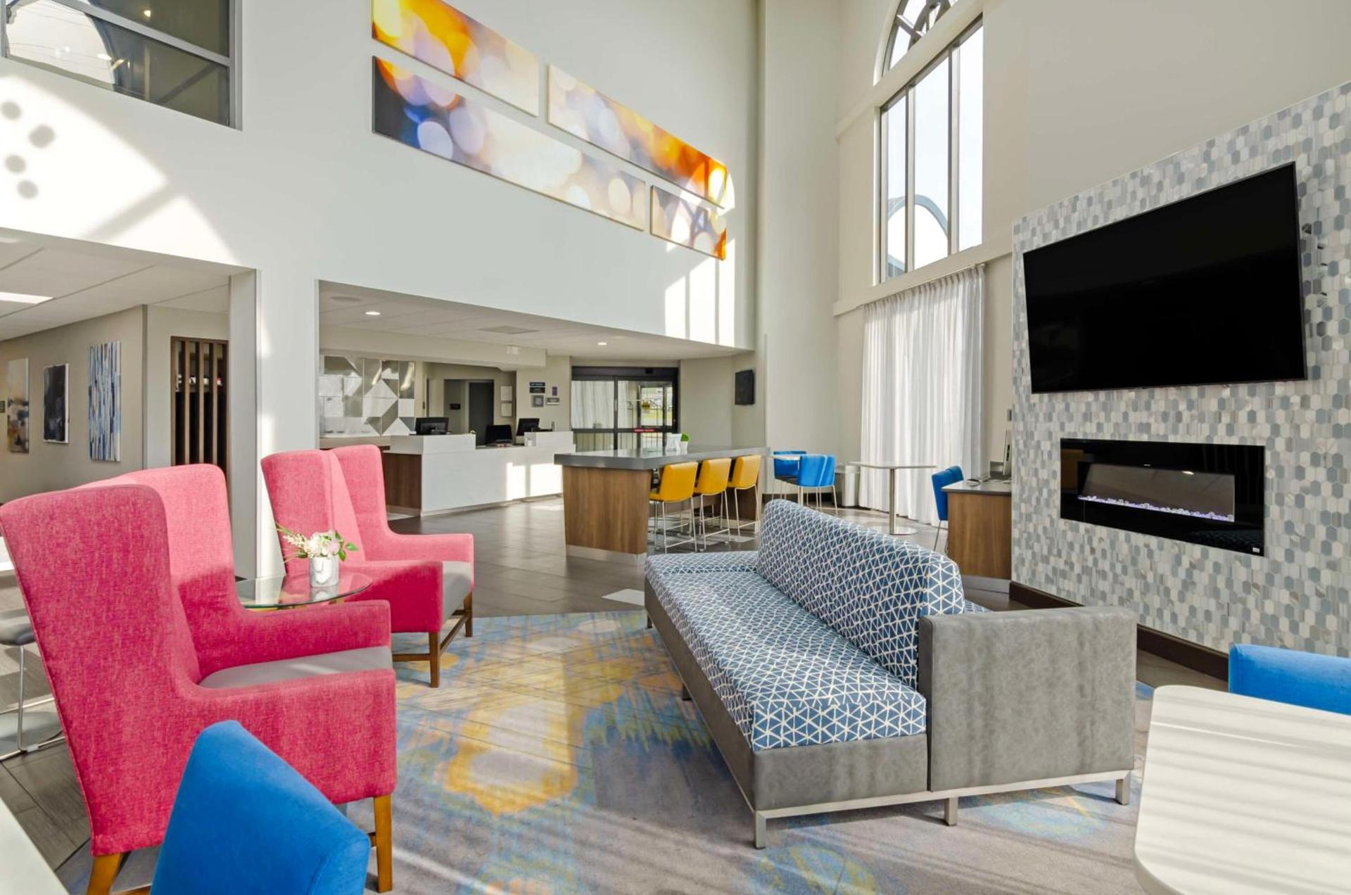 Best Western Plus Harrisonburg photo 4