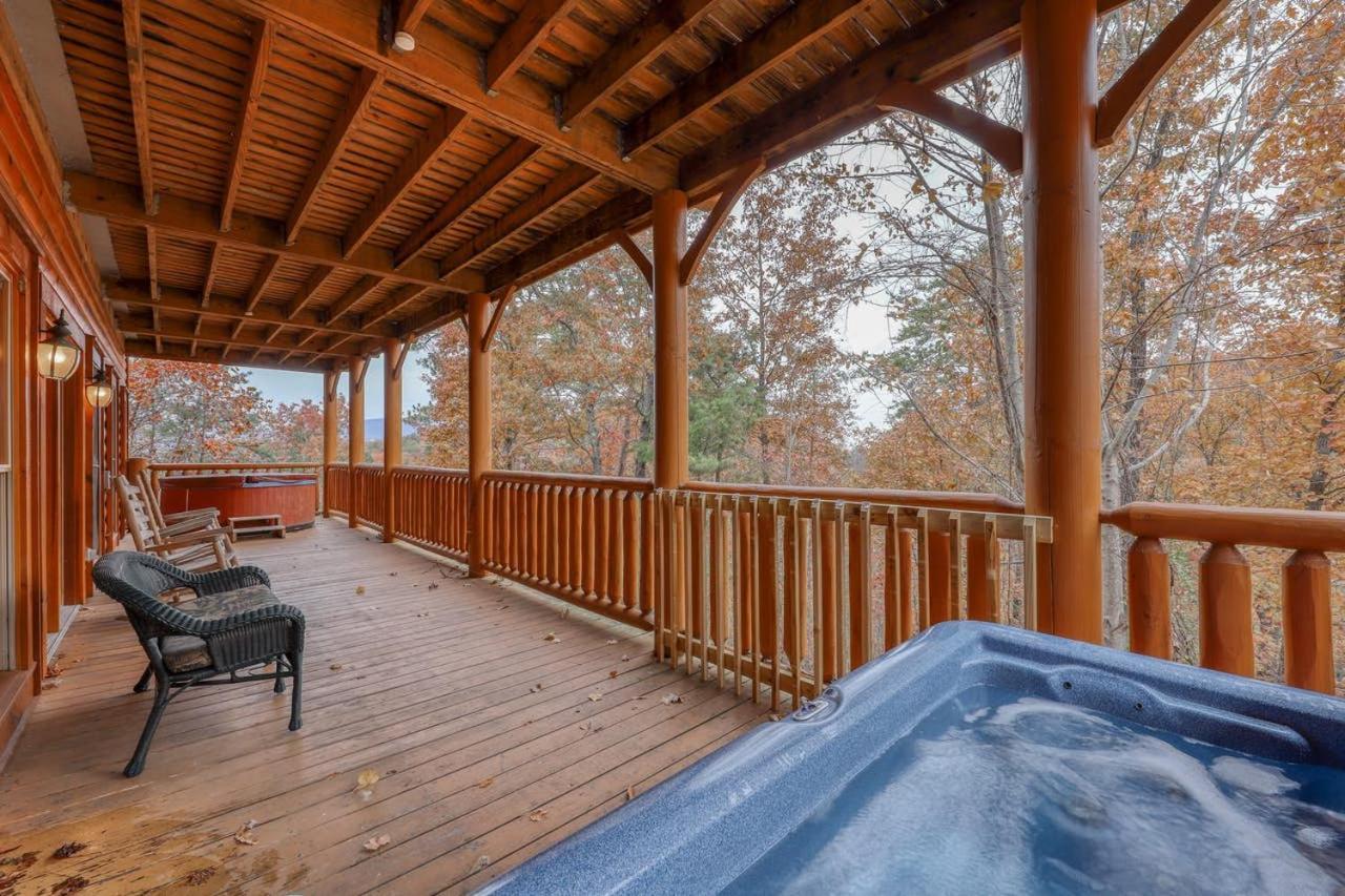 Black Bear Ridge Resort: Valhalla Manor by DC photo 19