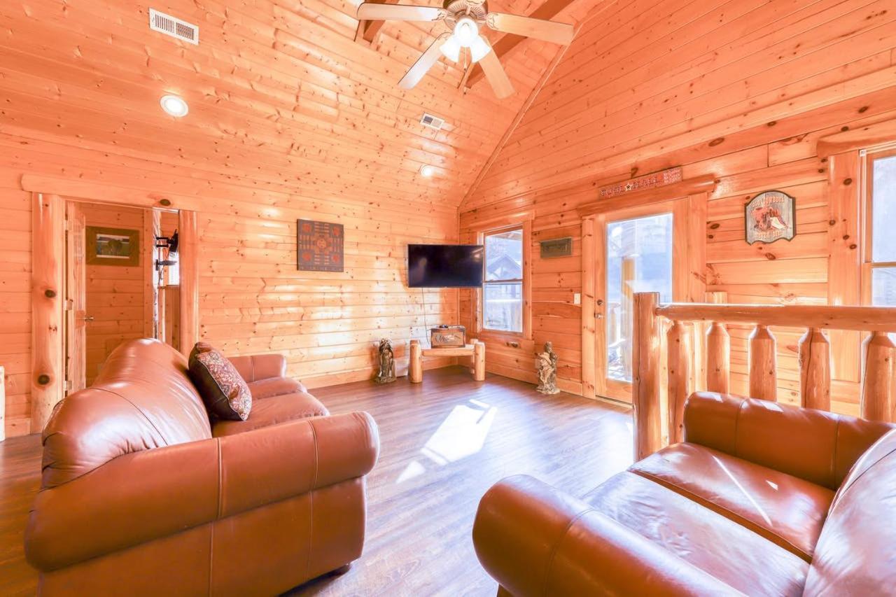 Black Bear Ridge Resort: Valhalla Manor by DC photo 21