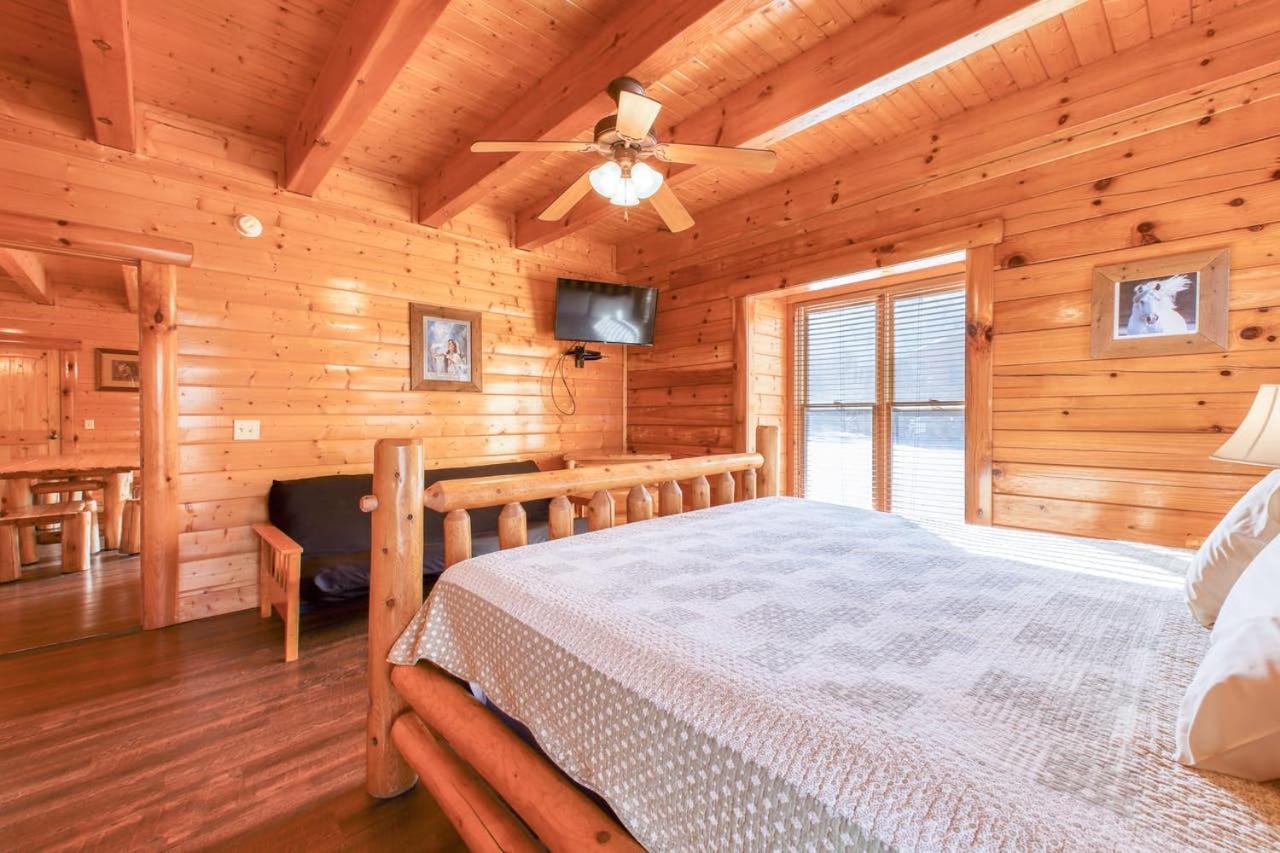 Black Bear Ridge Resort: Valhalla Manor by DC photo 35
