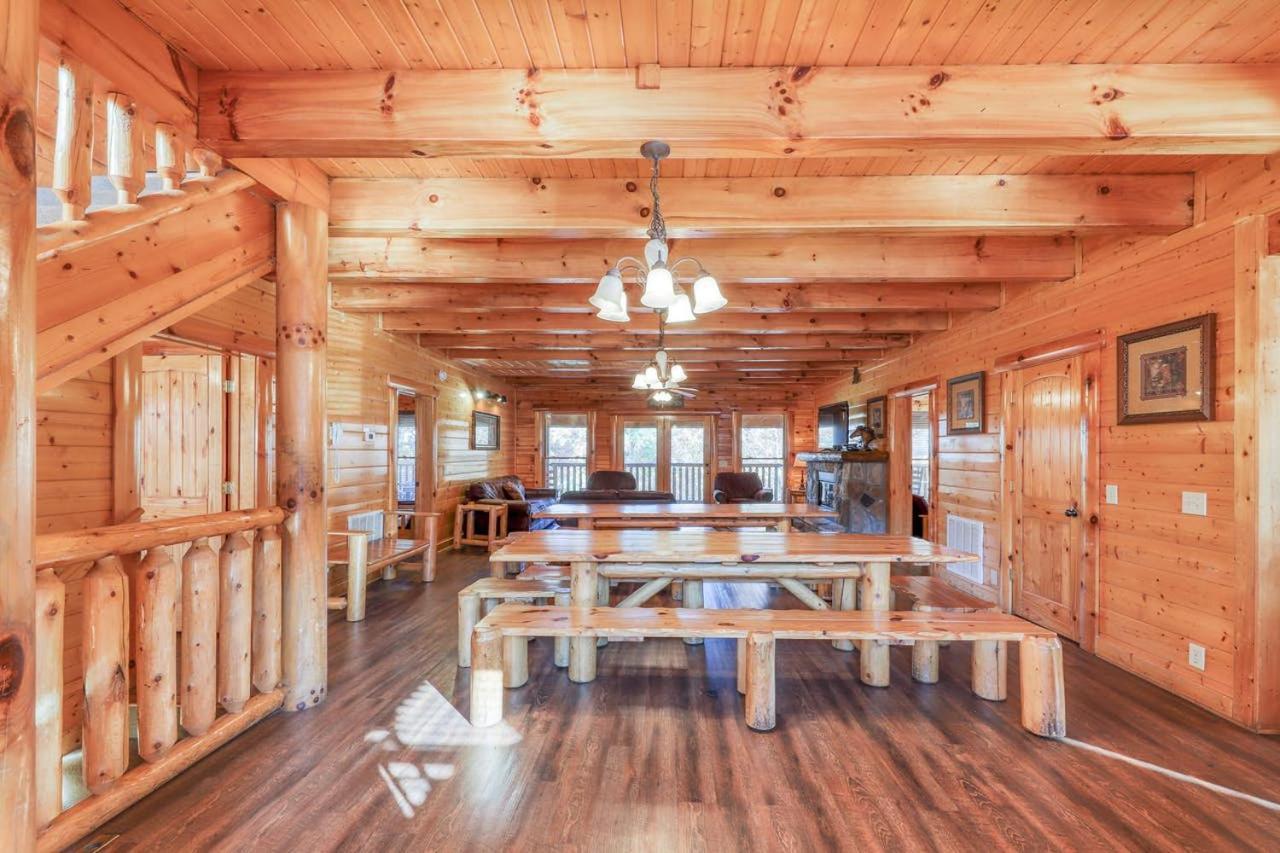 Black Bear Ridge Resort: Valhalla Manor by DC photo 39