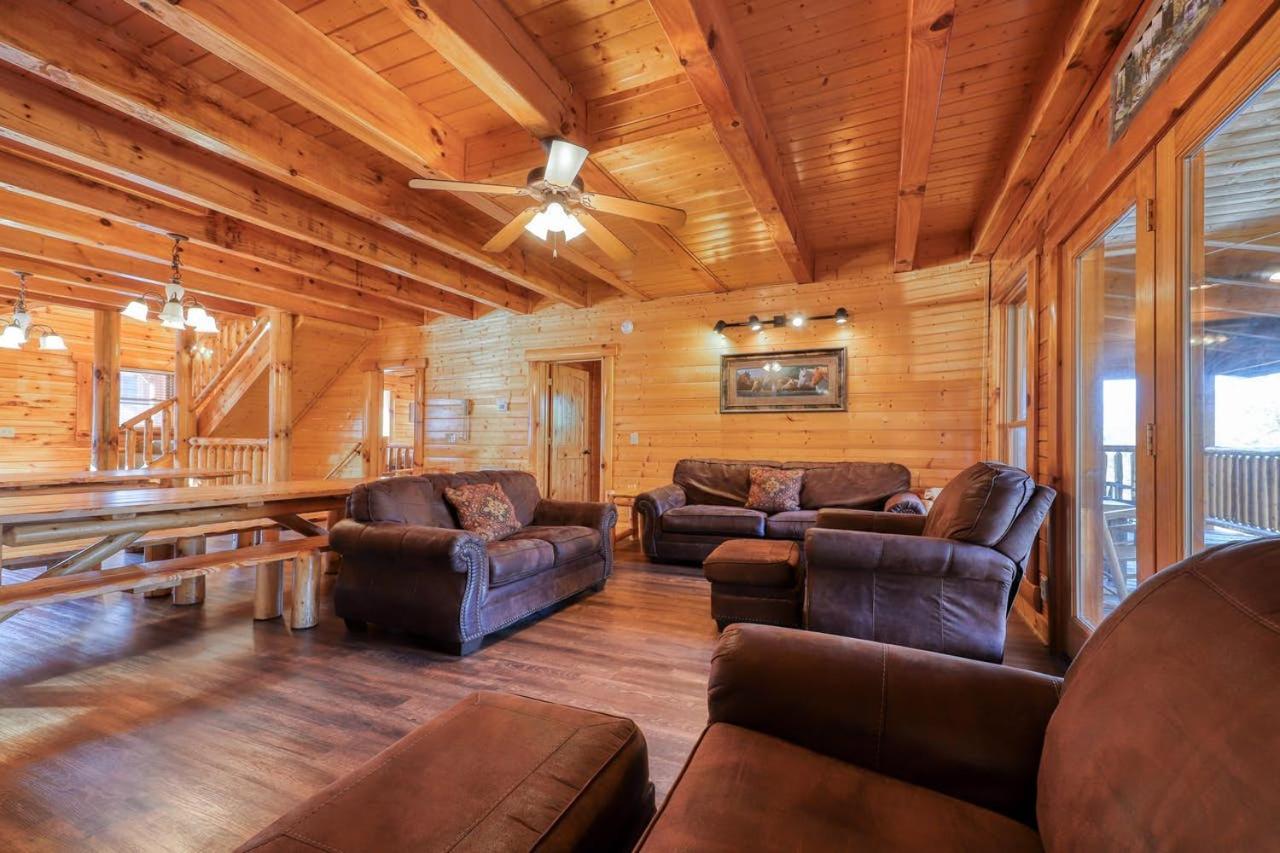 Black Bear Ridge Resort: Valhalla Manor by DC photo 45