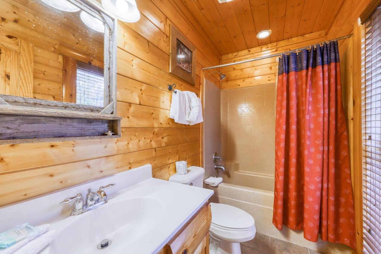 Black Bear Ridge Resort: Valhalla Manor by DC photo 50