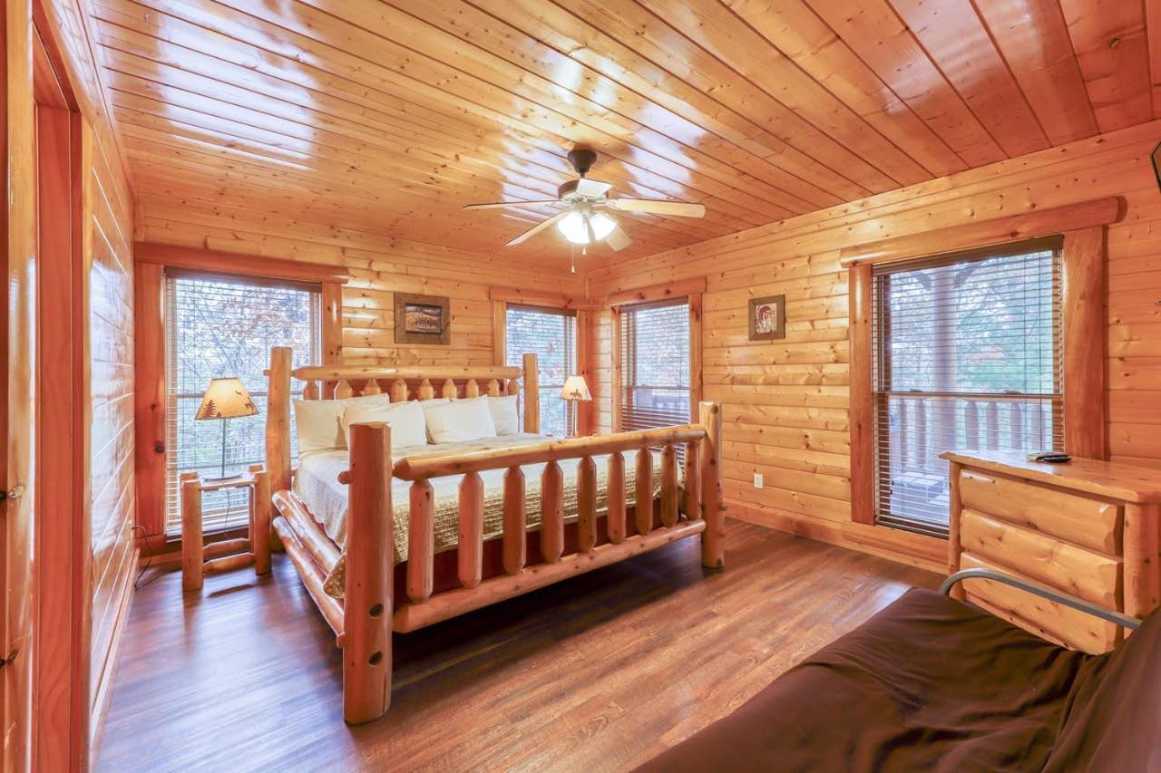 Black Bear Ridge Resort: Valhalla Manor by DC photo 56