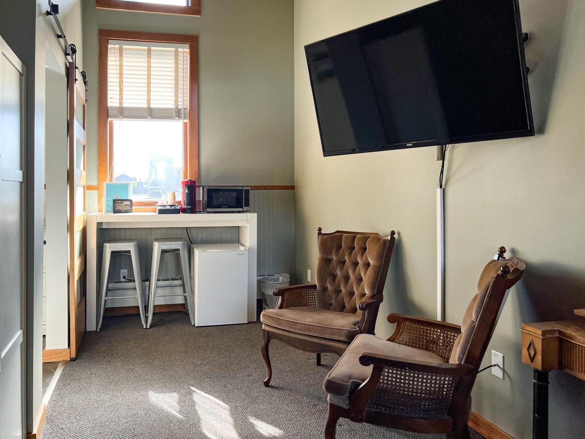 Endion Inn photo 45