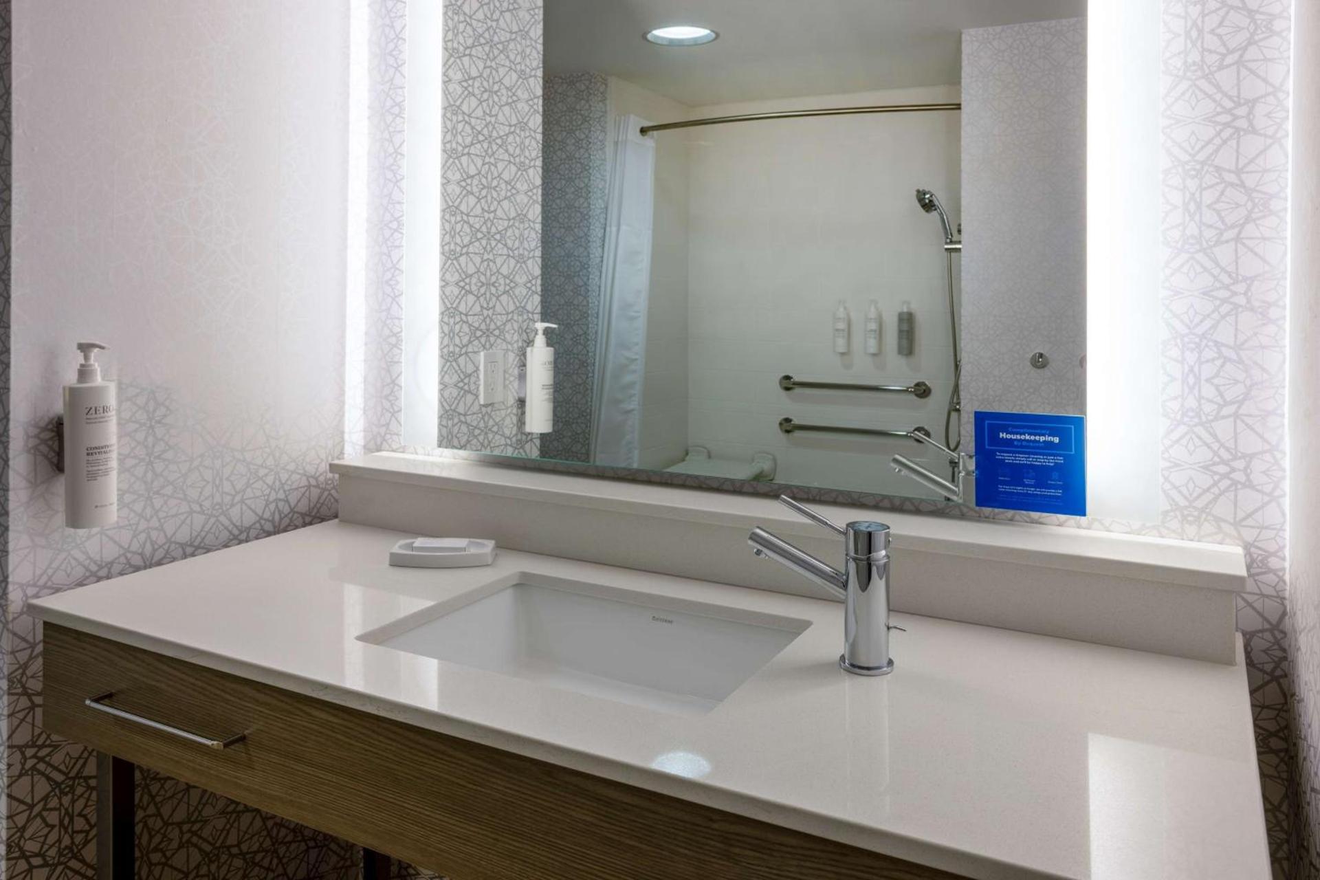 Hampton Inn Harriman Woodbury photo 20