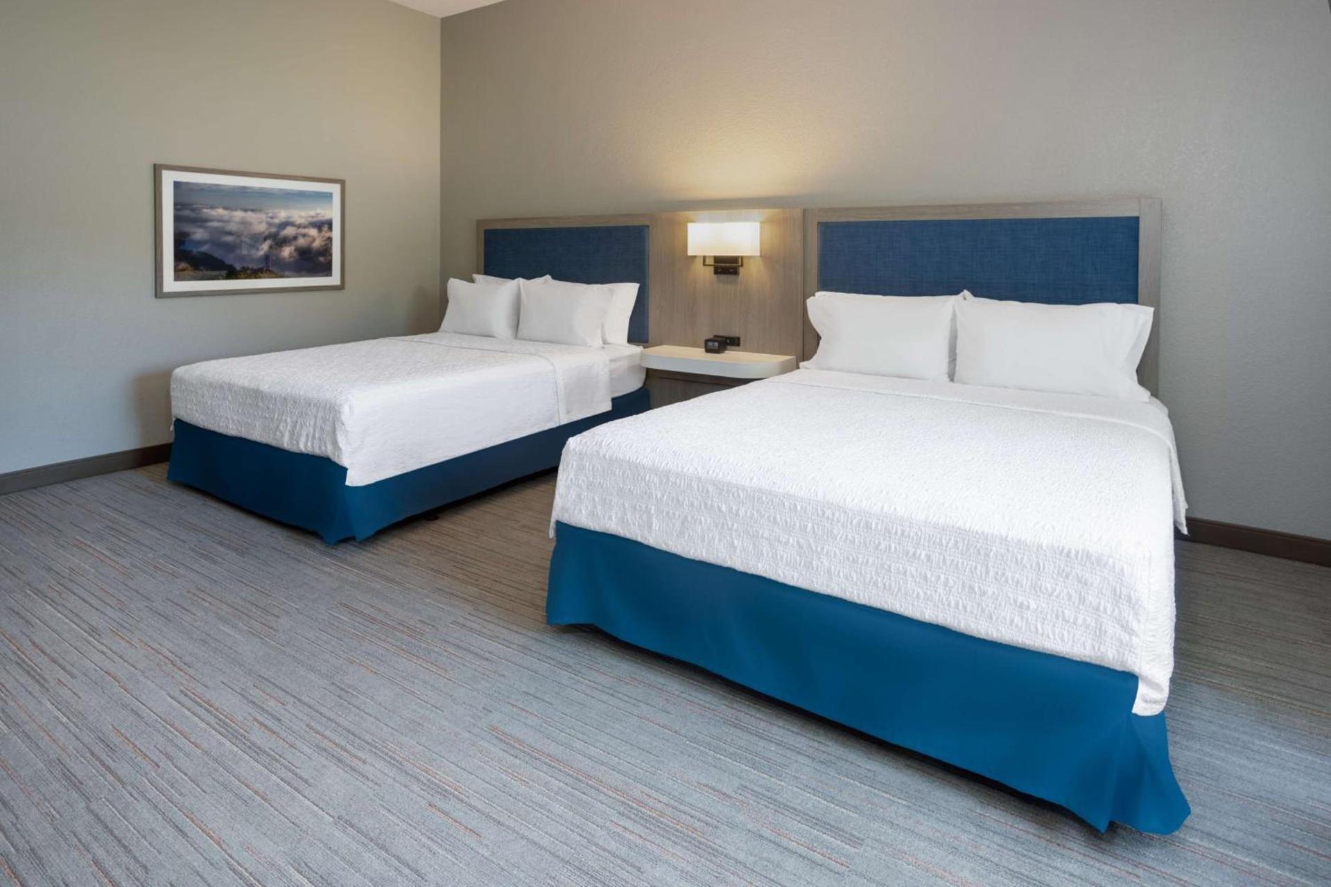 Hampton Inn Harriman Woodbury photo 22