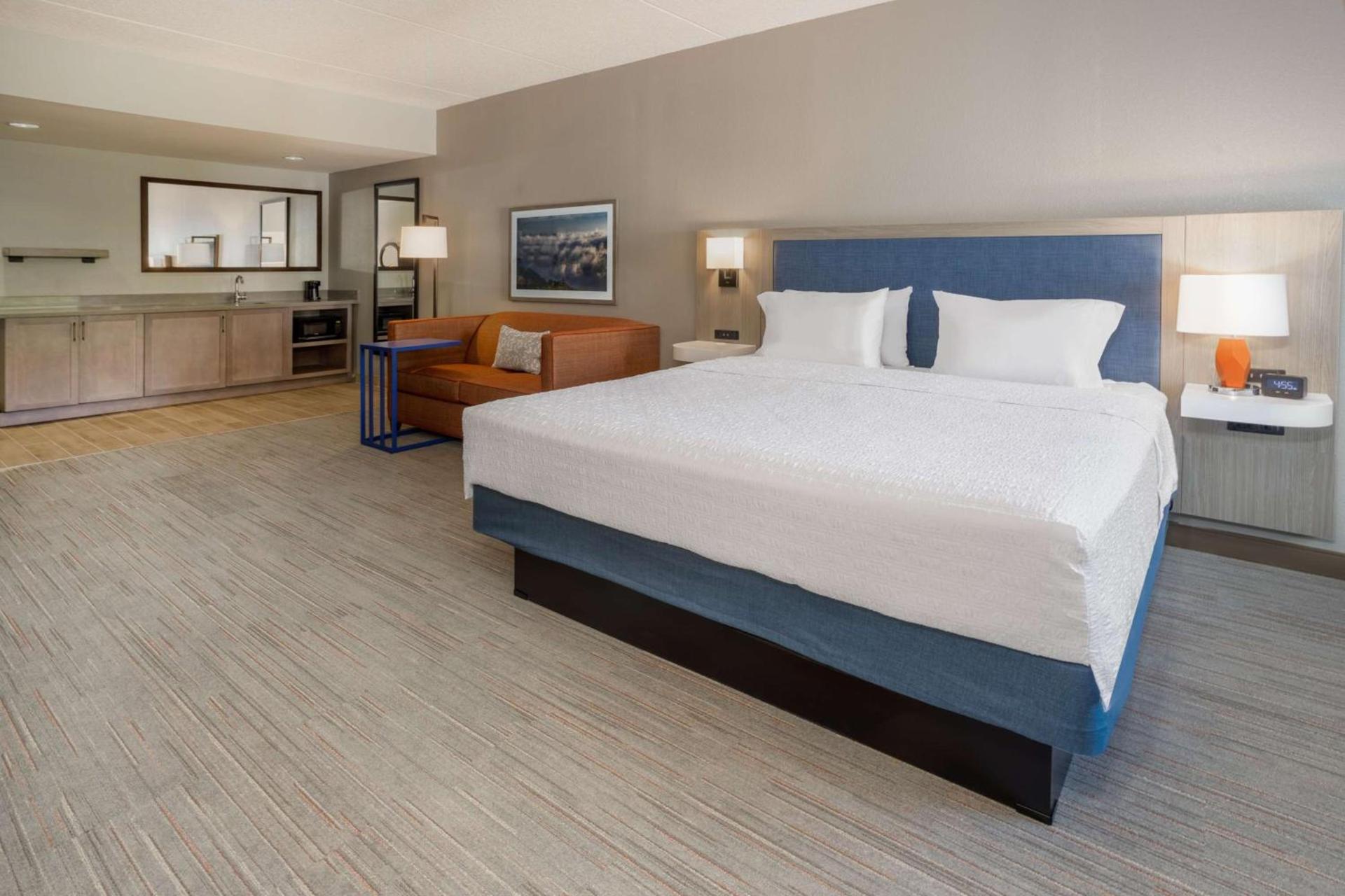 Hampton Inn Harriman Woodbury photo 31