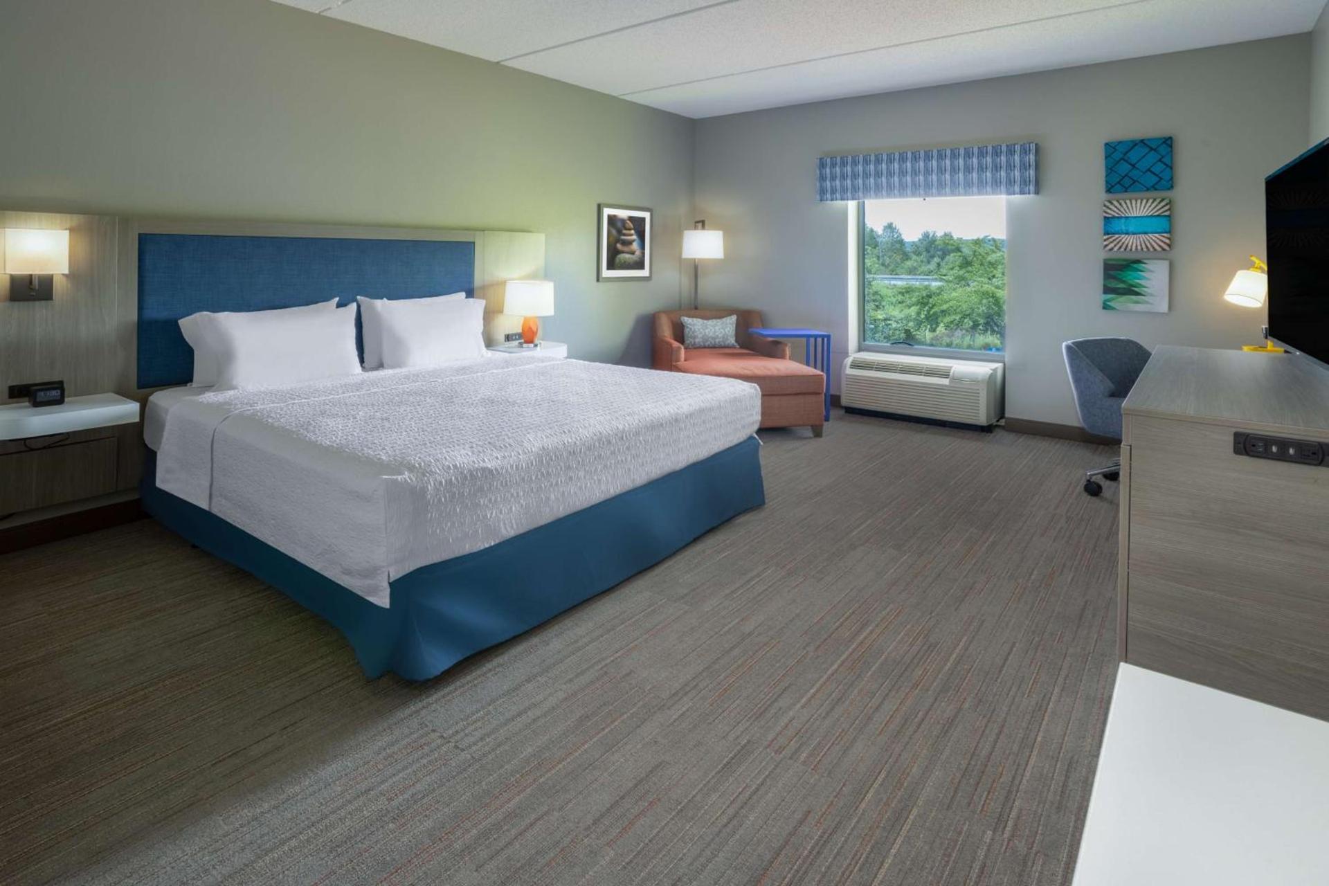 Hampton Inn Harriman Woodbury photo 34
