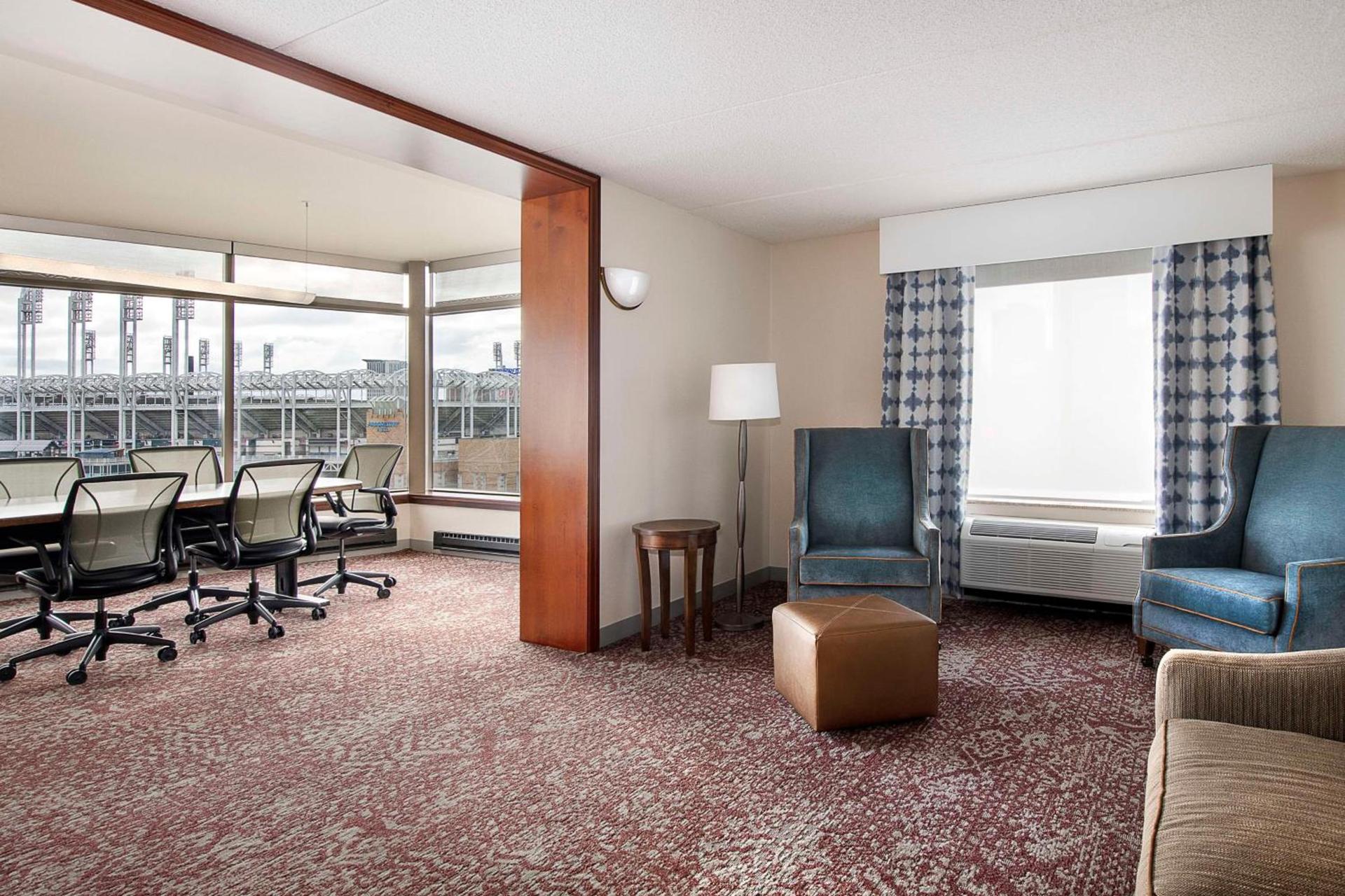 Hilton Garden Inn Cleveland Downtown photo 11