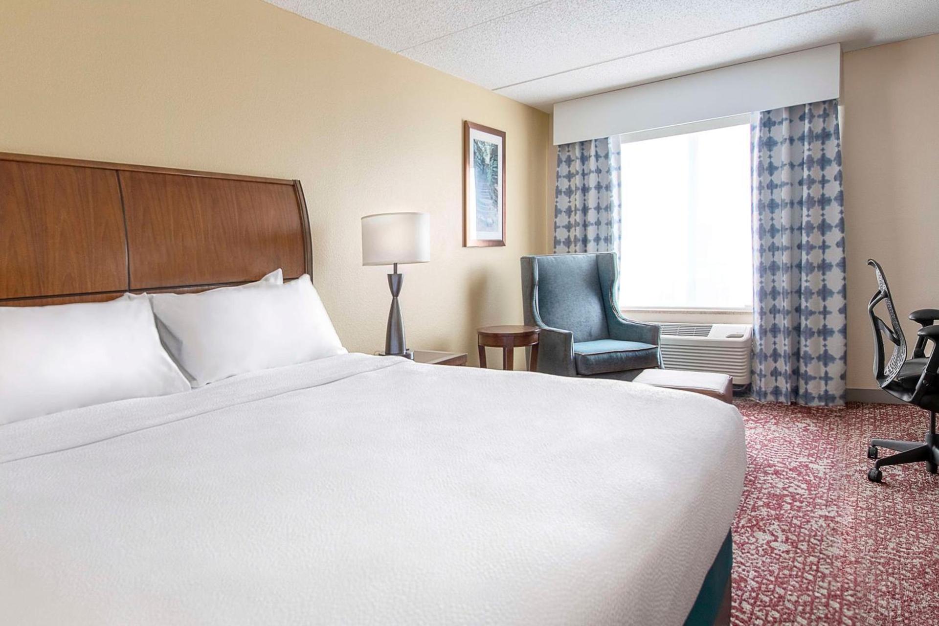 Hilton Garden Inn Cleveland Downtown photo 13