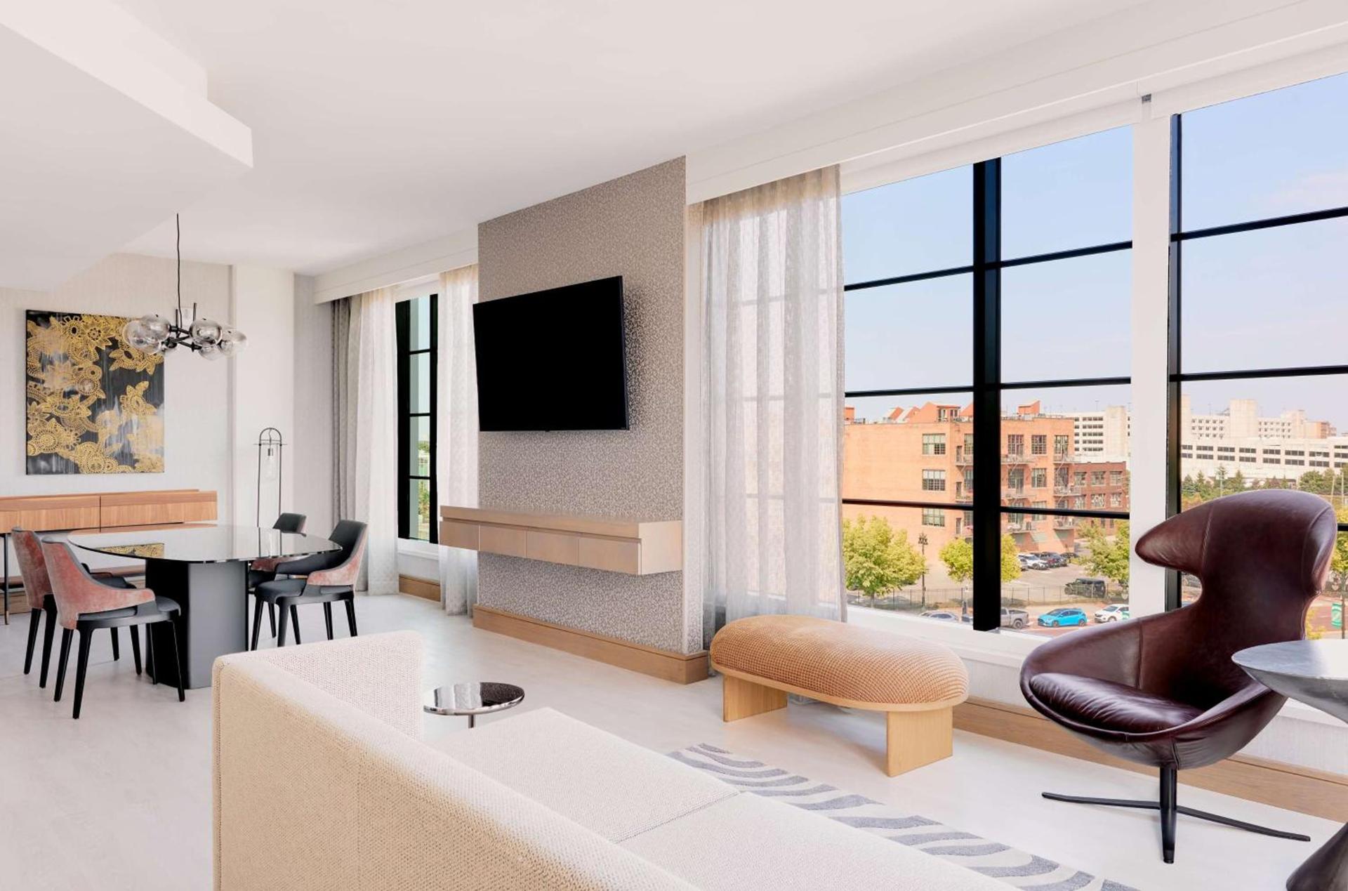 The Godfrey Detroit, Curio Collection By Hilton photo 22