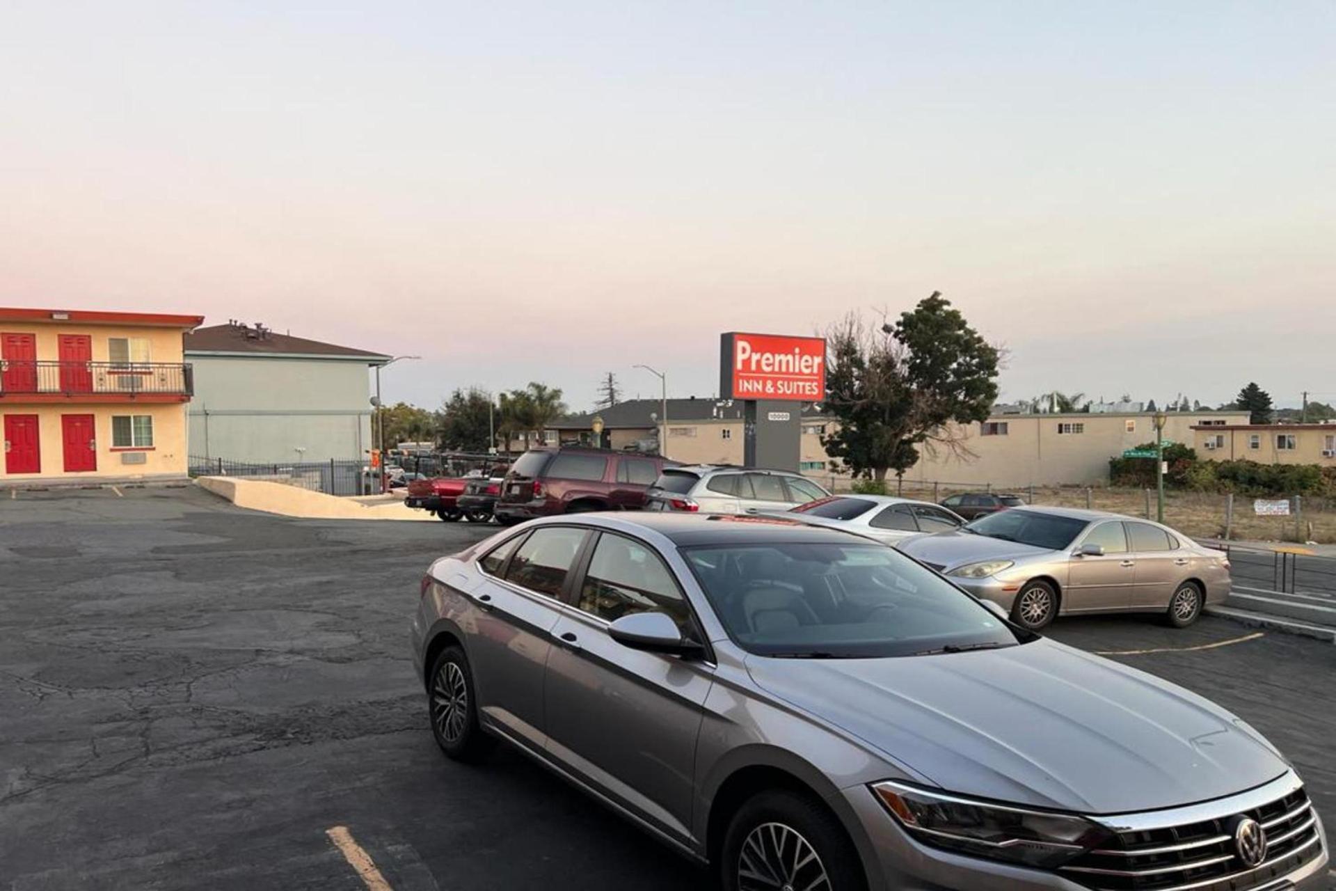 Premier Inn & Suites -Listing Partner photo 13