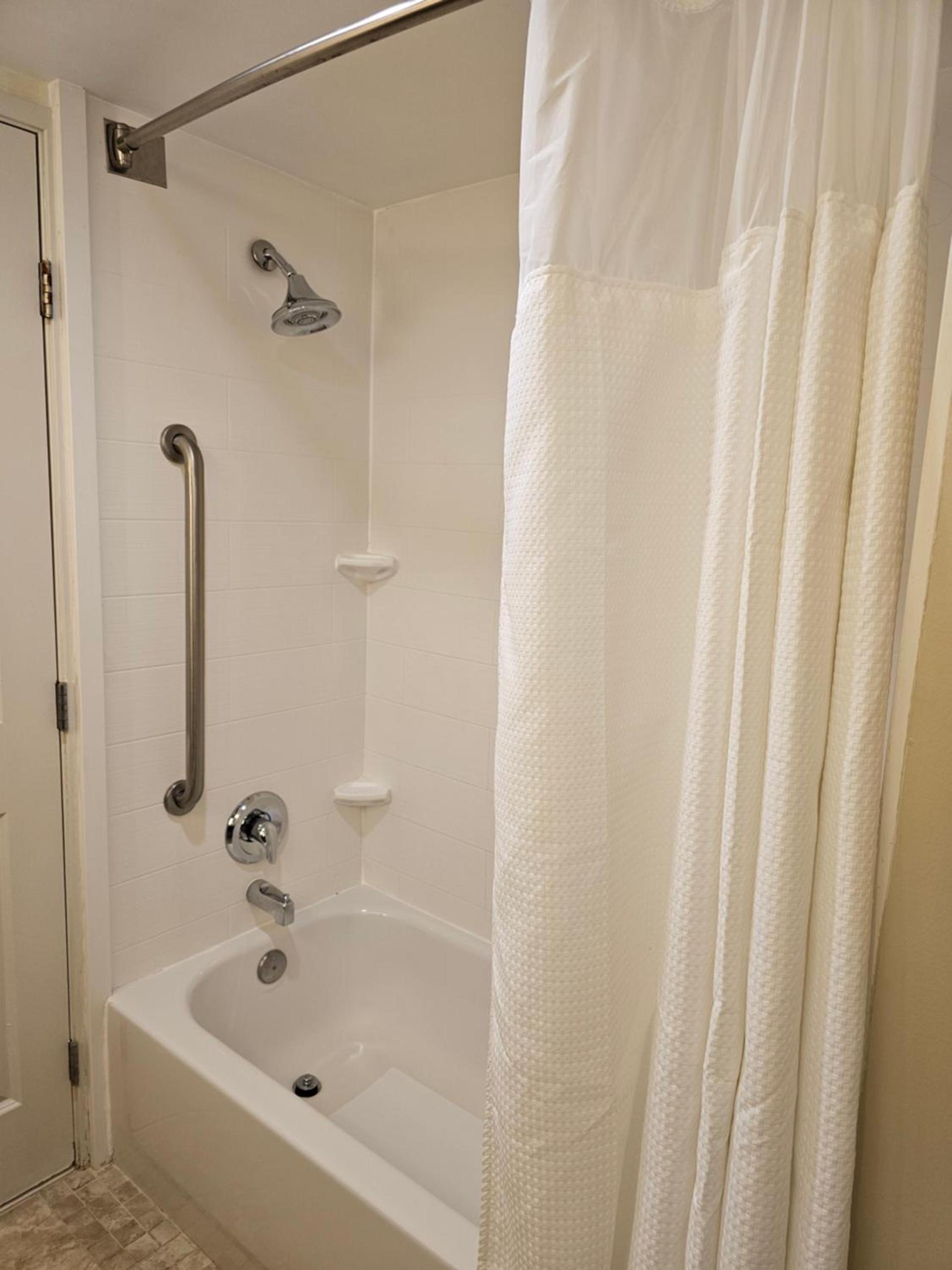 Fairfield Inn & Suites by Marriott Charleston Airport/Convention Center photo 9