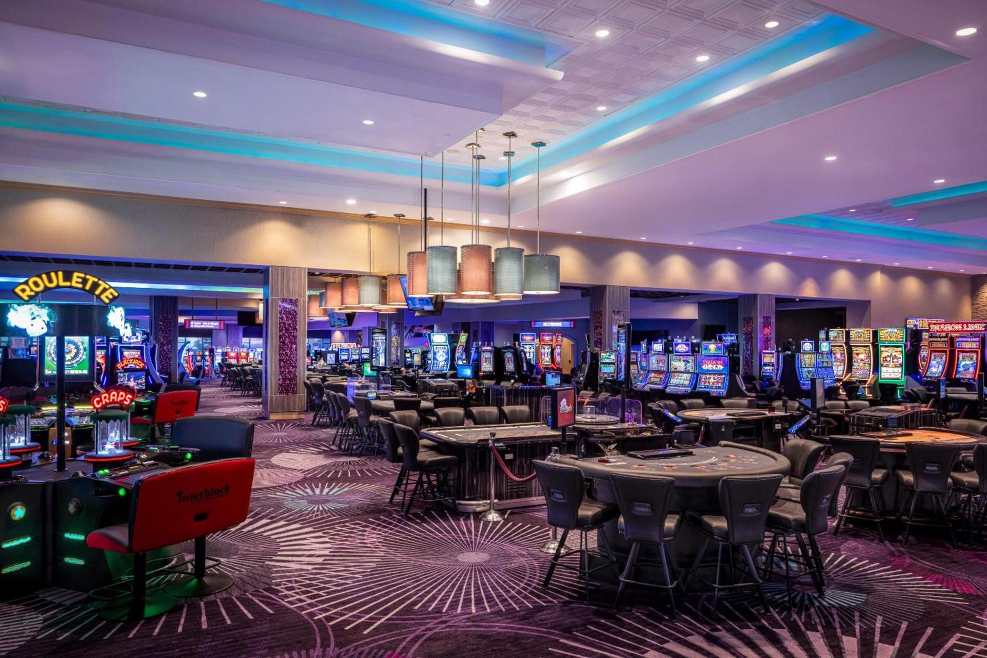 Harrah's Gulf Coast Hotel & Casino - A Caesars Rewards Destination photo 11