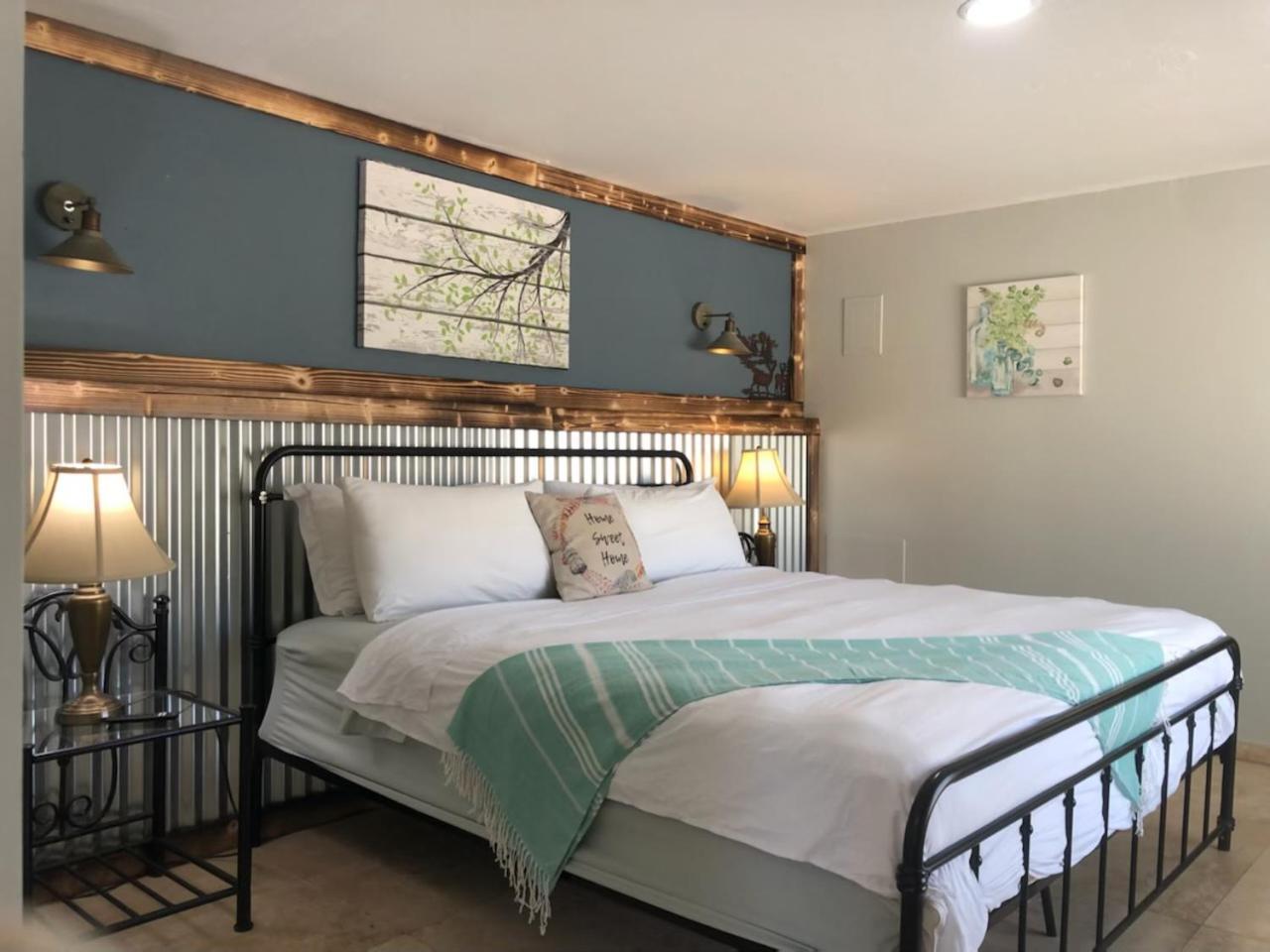 Olancha RV Park and Motel photo 47