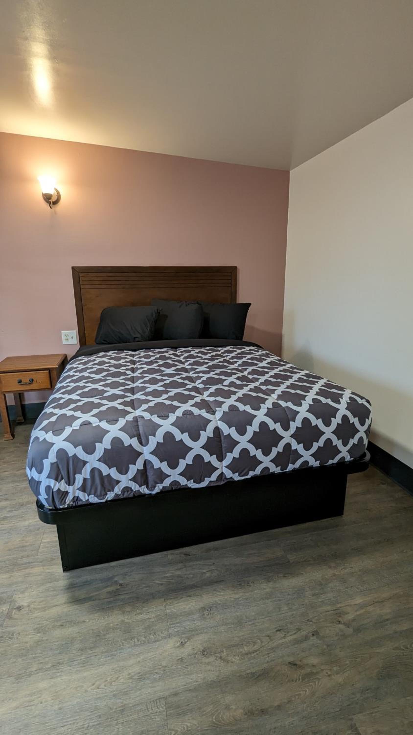 Portland Value Inn photo 5