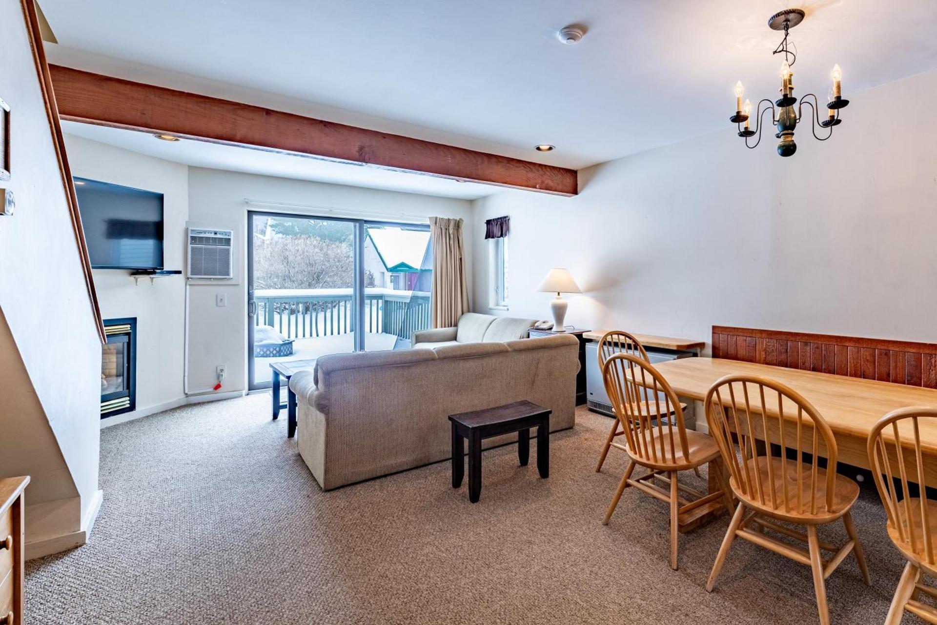 Smugglers' Notch Resort Private Suites photo 41