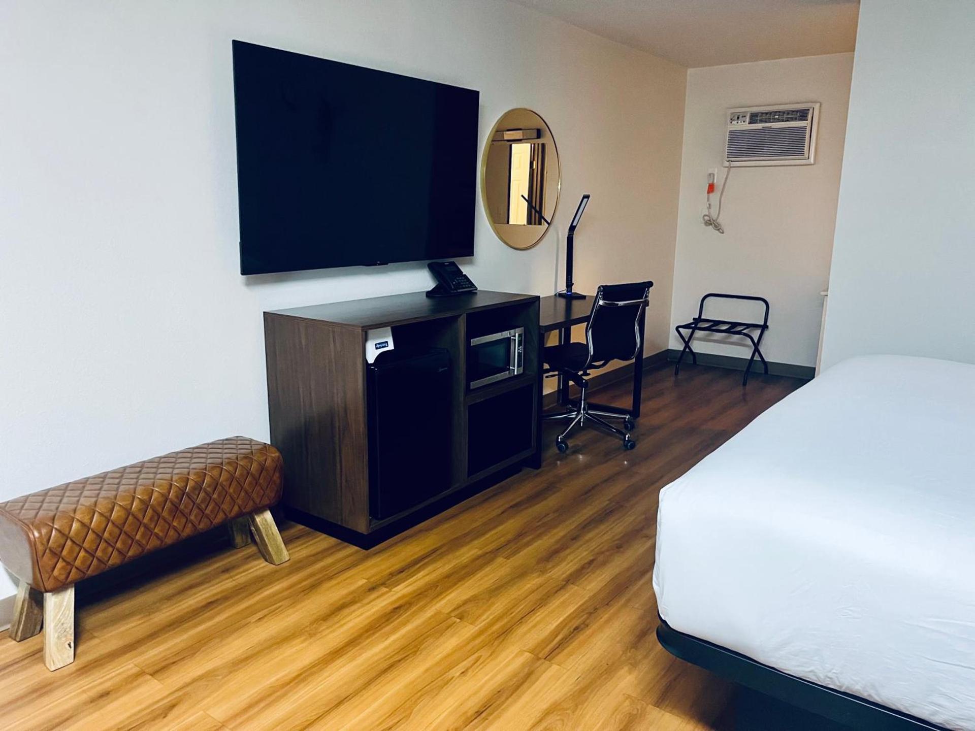 Travelodge by Wyndham Wall photo 27