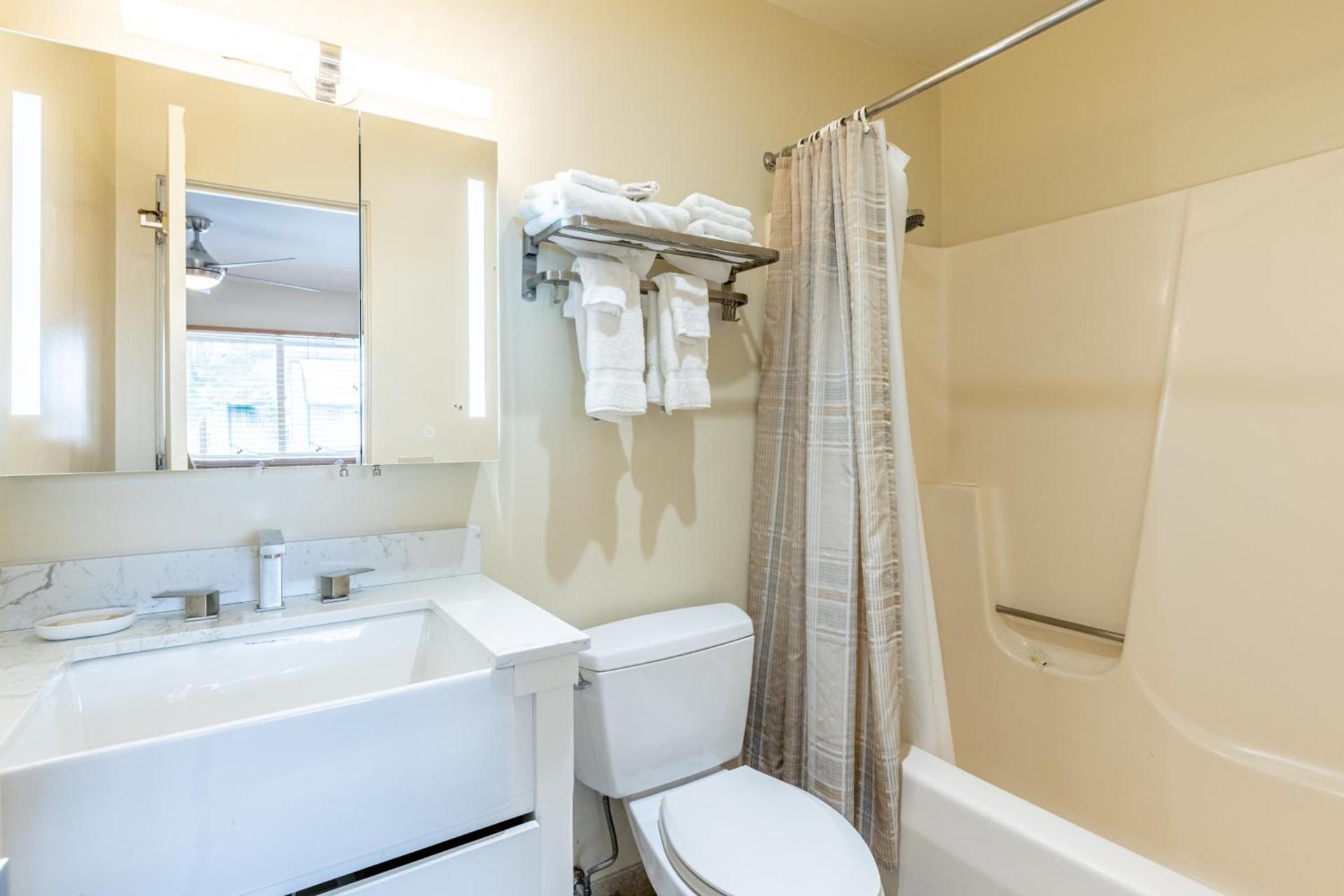Smugglers' Notch Resort Private Suites photo 19
