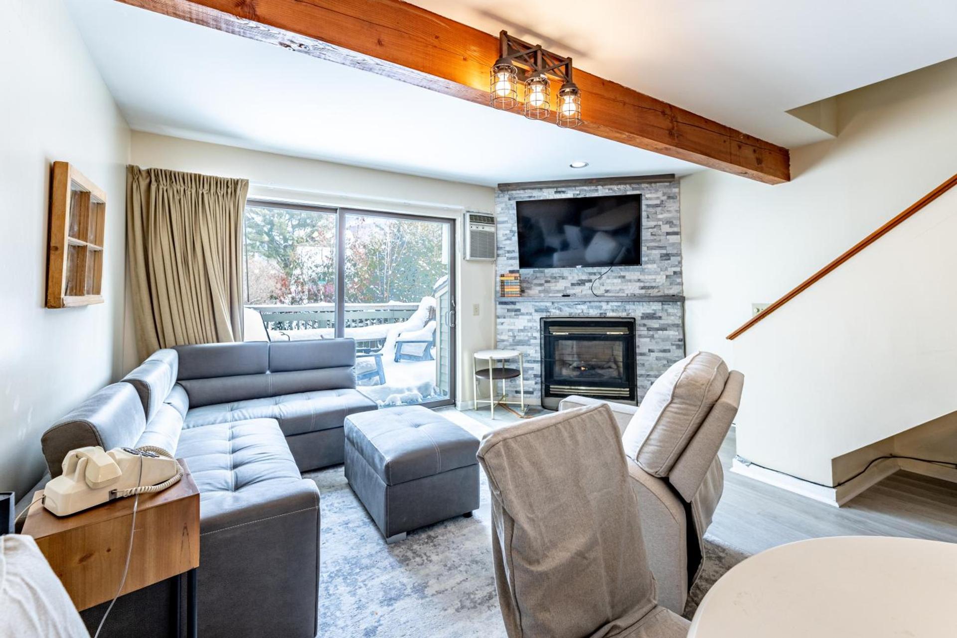 Smugglers' Notch Resort Private Suites photo 7