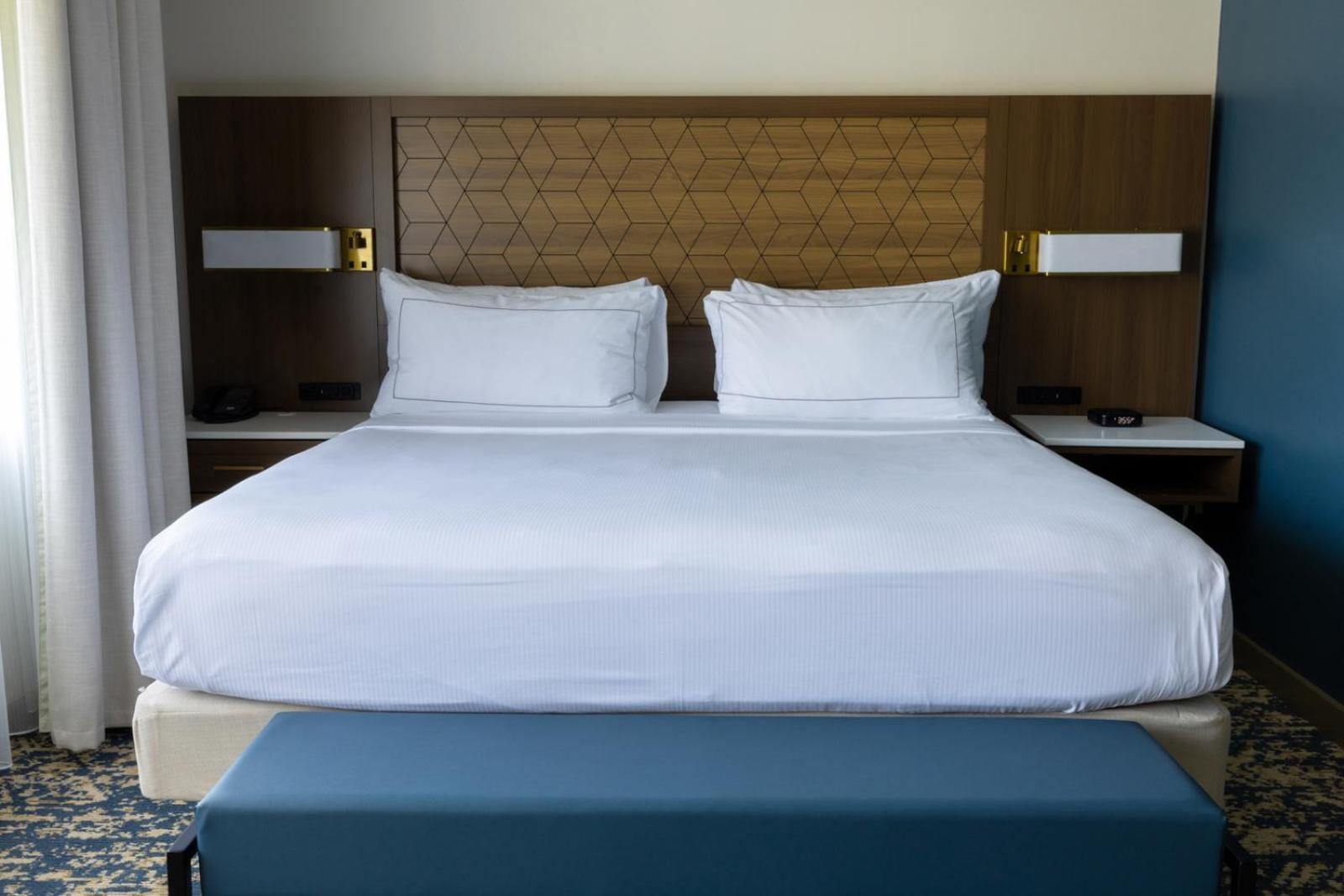 DoubleTree by Hilton Tinton Falls-Eatontown photo 92