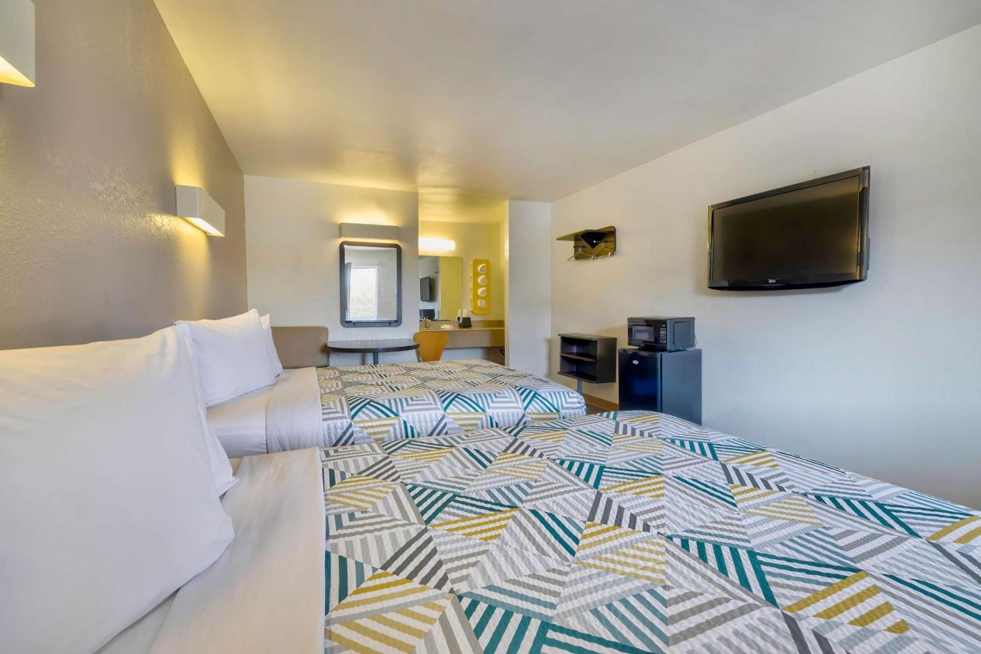 Motel 6-Bryan, TX - College Station photo 10