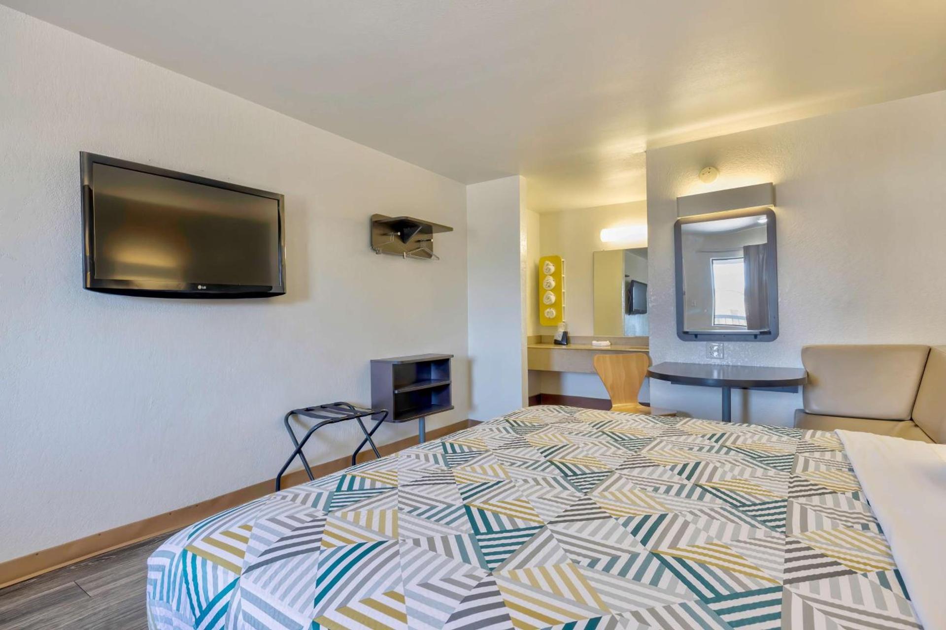 Motel 6-Bryan, TX - College Station photo 19