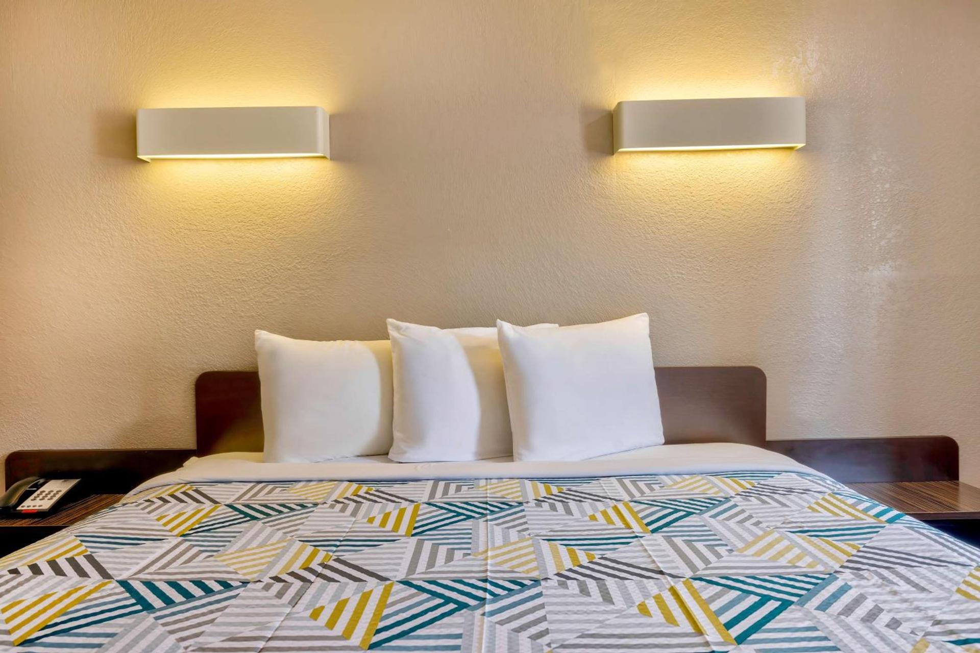 Motel 6-Bryan, TX - College Station photo 21