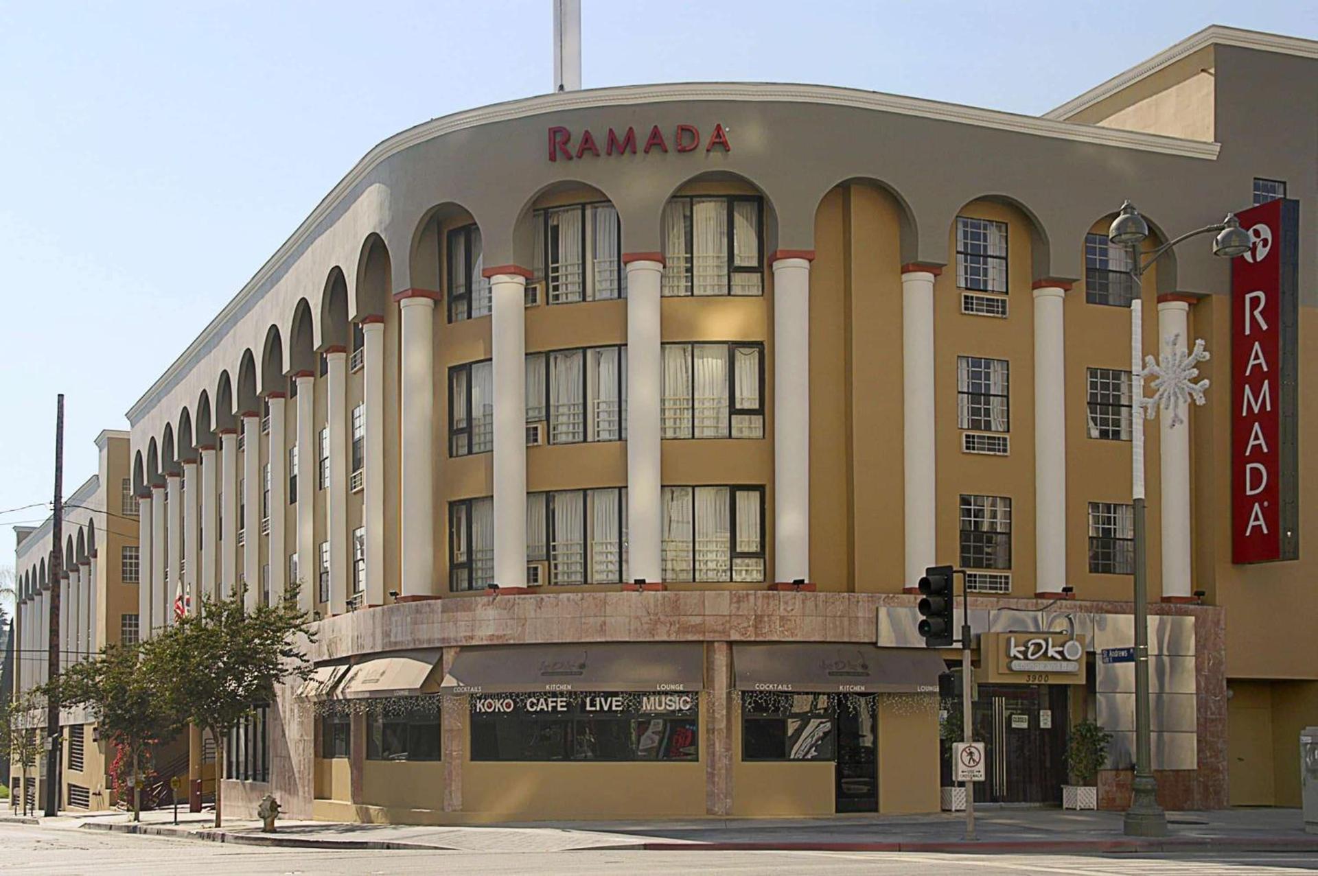 Ramada by Wyndham Los Angeles/Wilshire Center photo 1