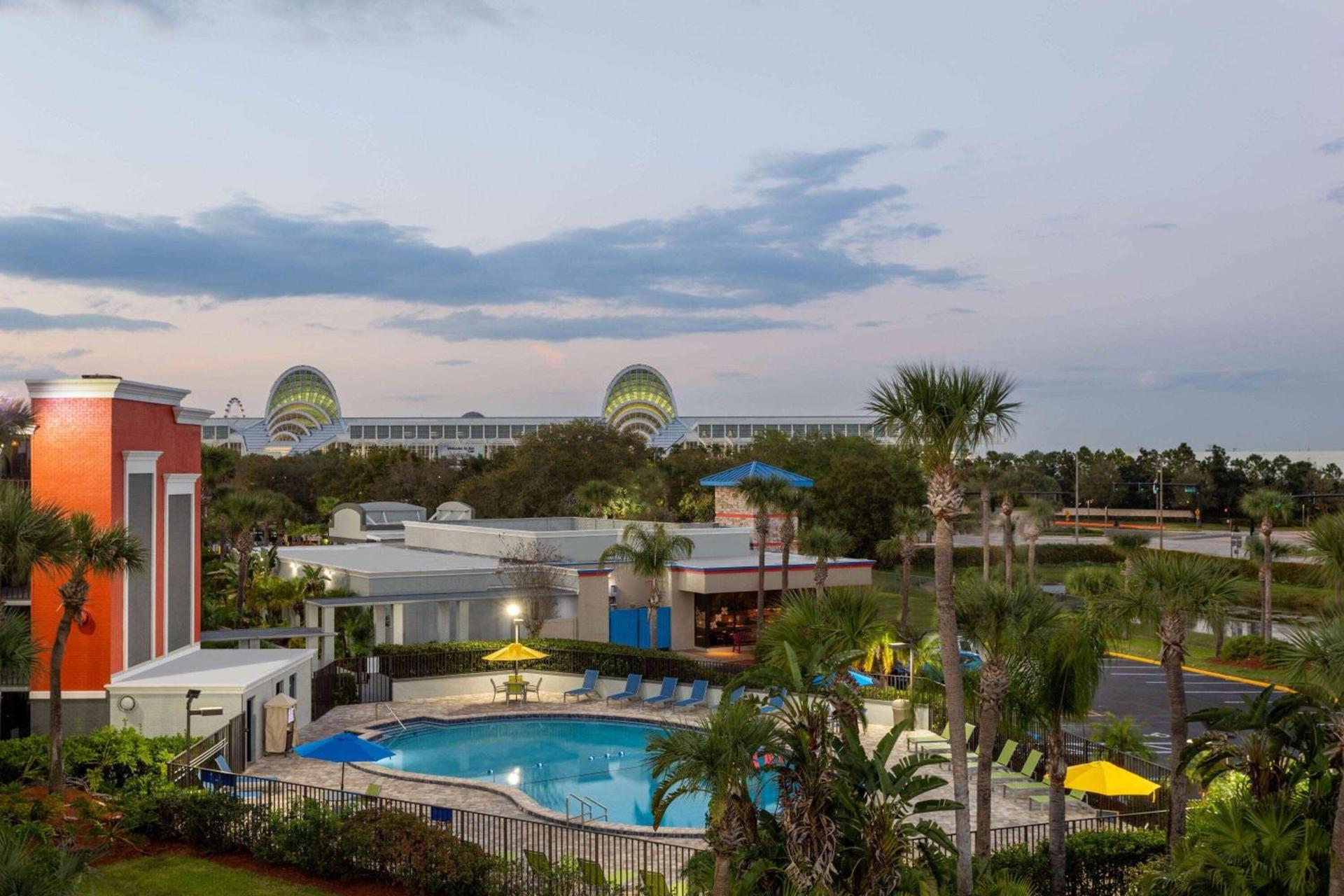 Days Inn by Wyndham Orlando Conv. Center/International Dr photo 11