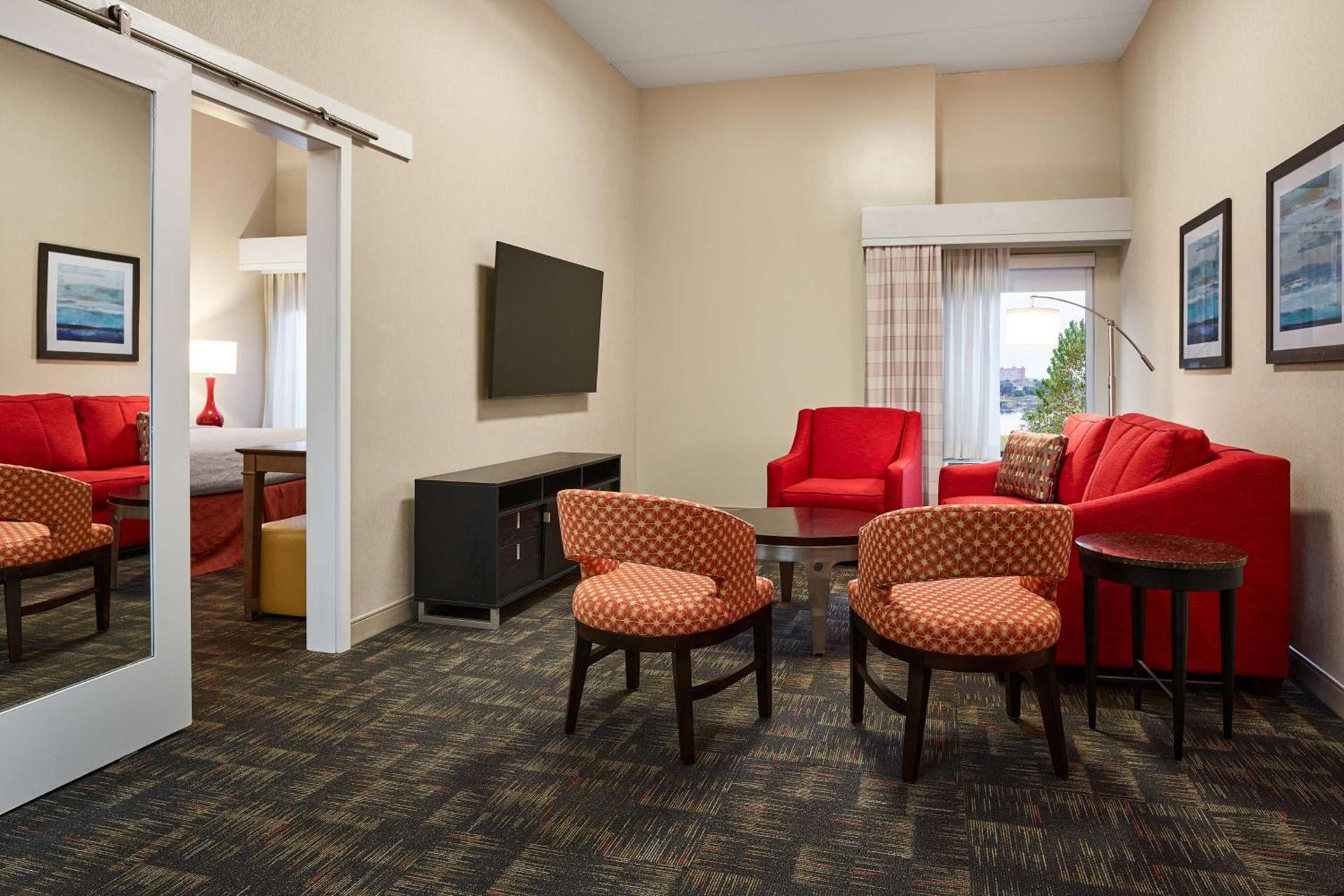 Hampton Inn Boston Logan Airport photo 12