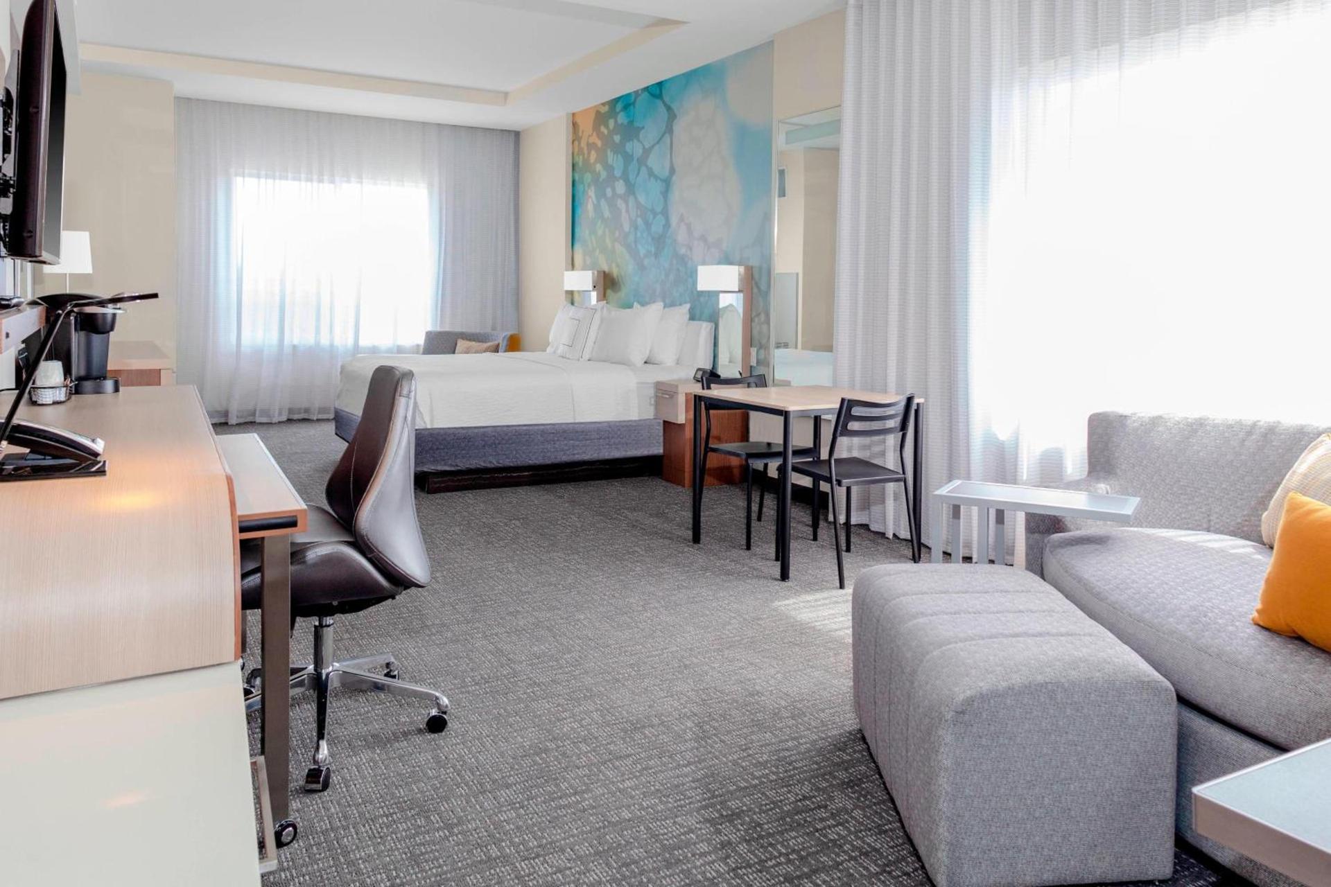 Courtyard by Marriott DeLand Historic Downtown photo 6