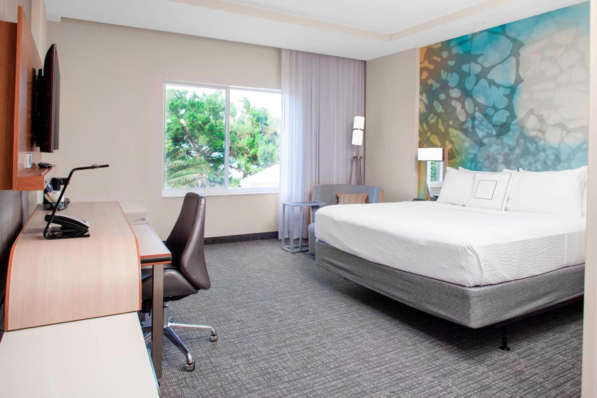 Courtyard by Marriott DeLand Historic Downtown photo 7