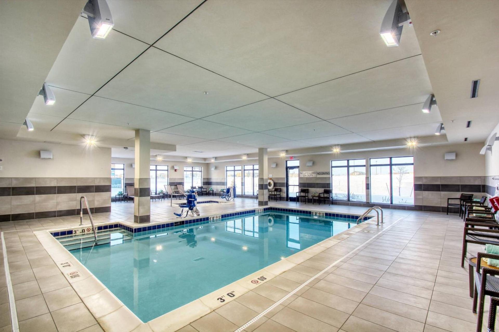 Courtyard by Marriott Fargo photo 63