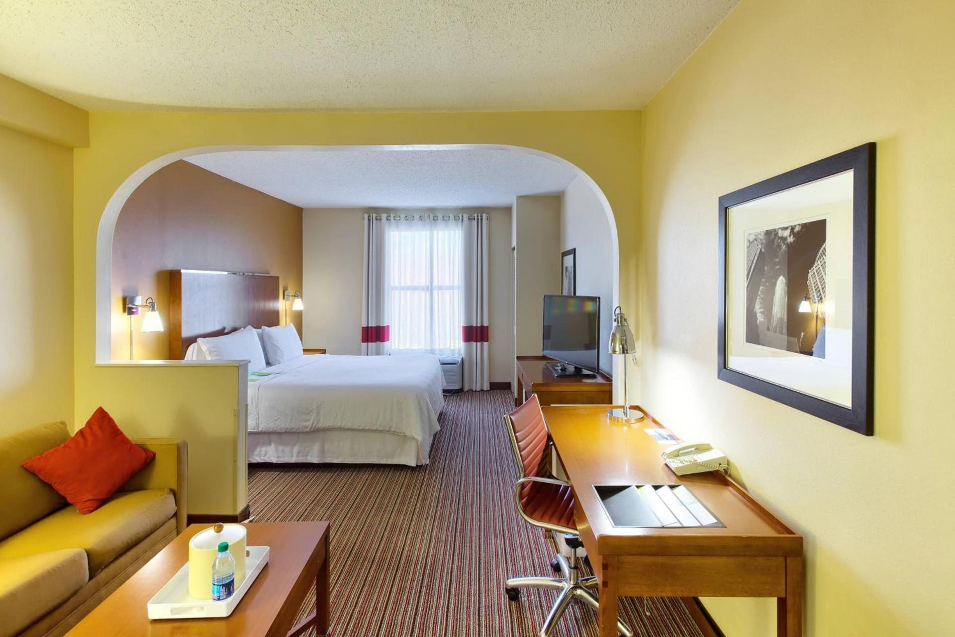 Four Points by Sheraton Charlotte/Pineville photo 6