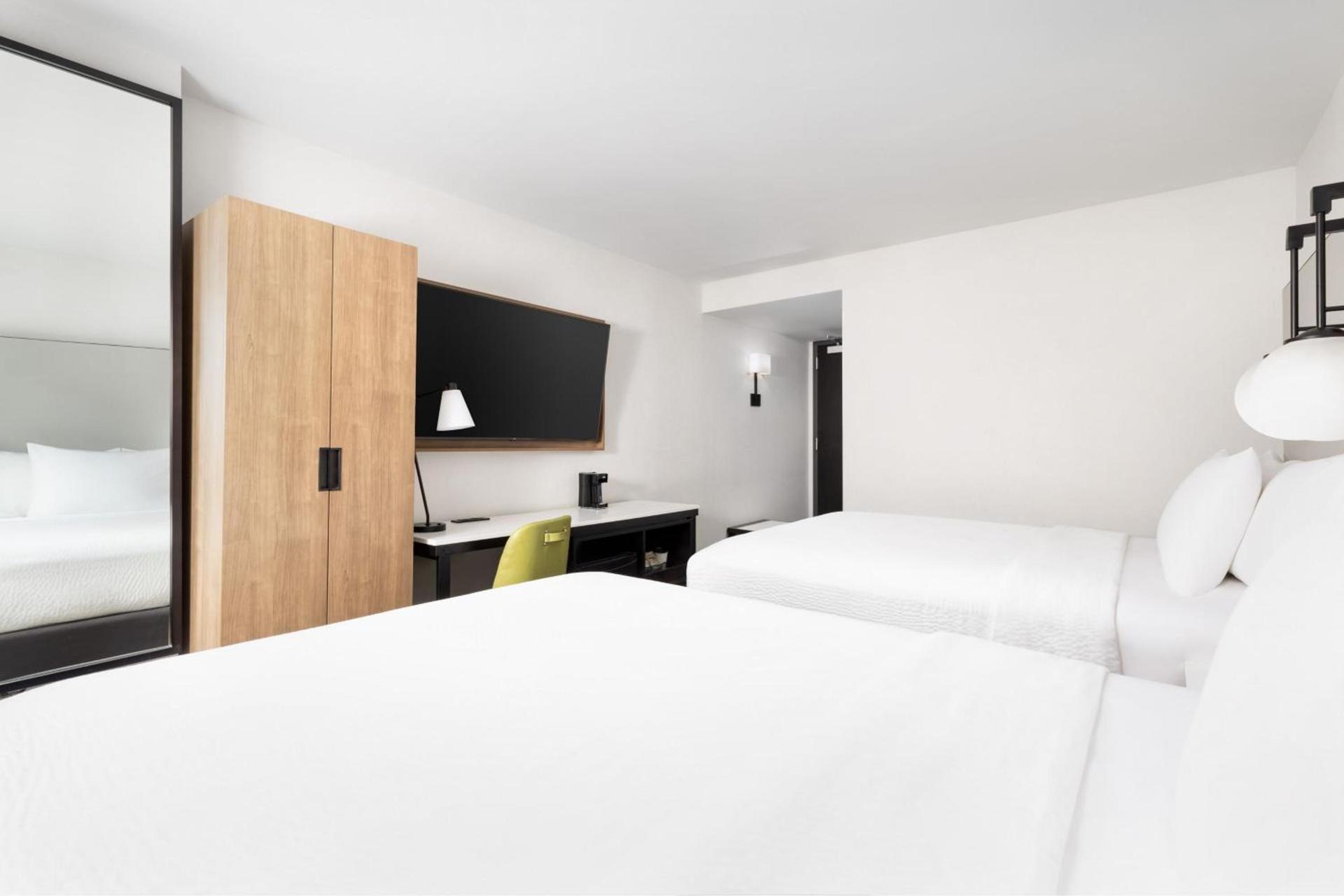 Fairfield Inn & Suites by Marriott New York Manhattan/Times Square South photo 12