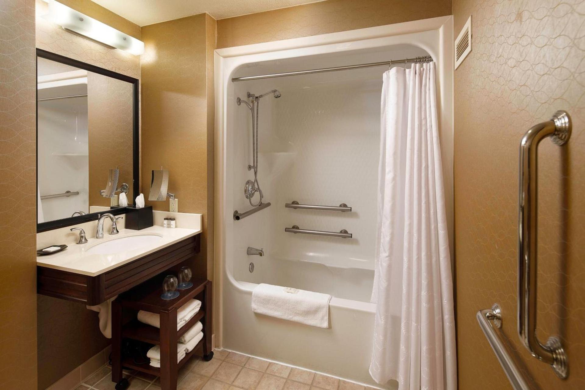 Sheraton Sioux Falls Hotel & Convention Center photo 7