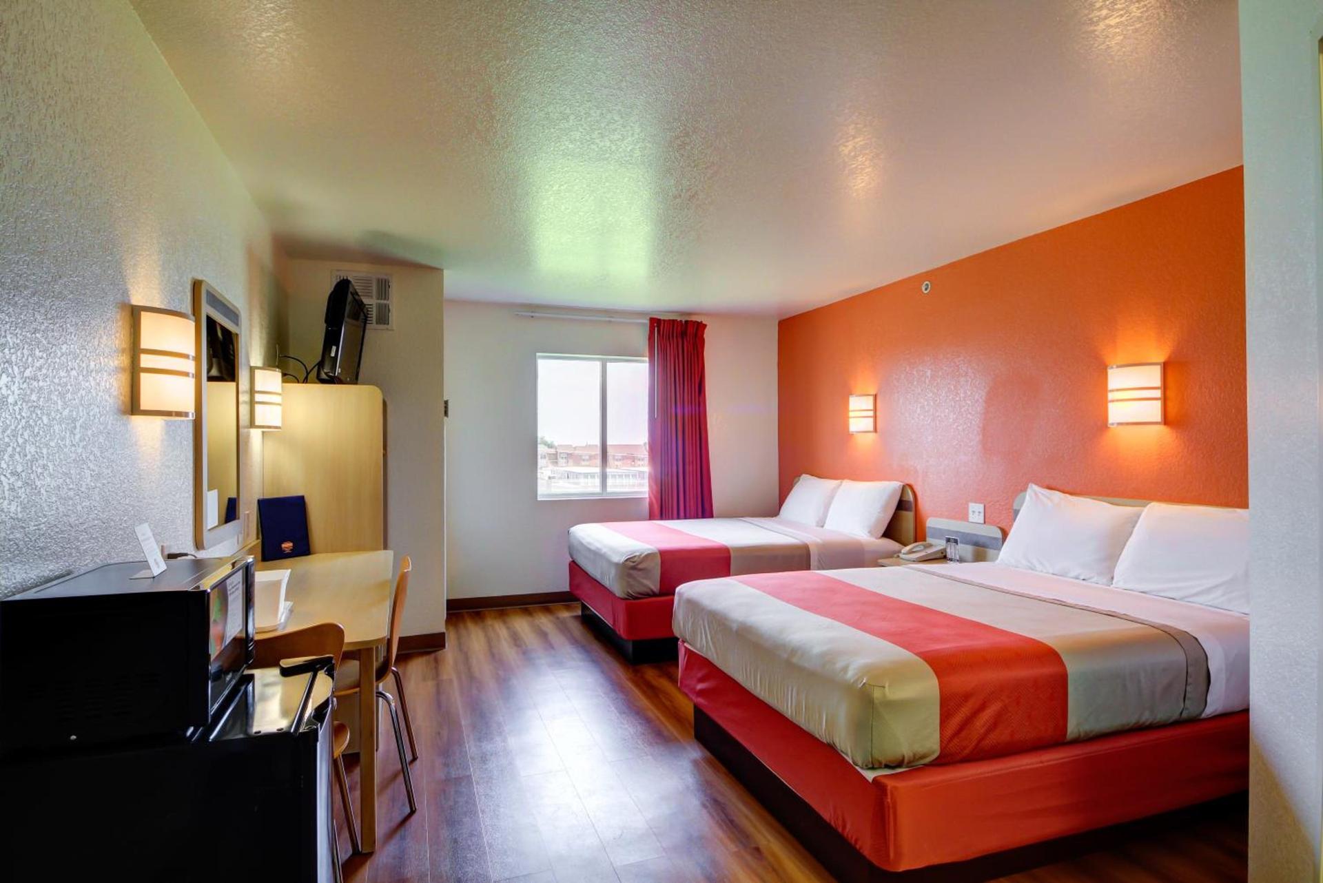 Motel 6-El Reno, OK photo 10