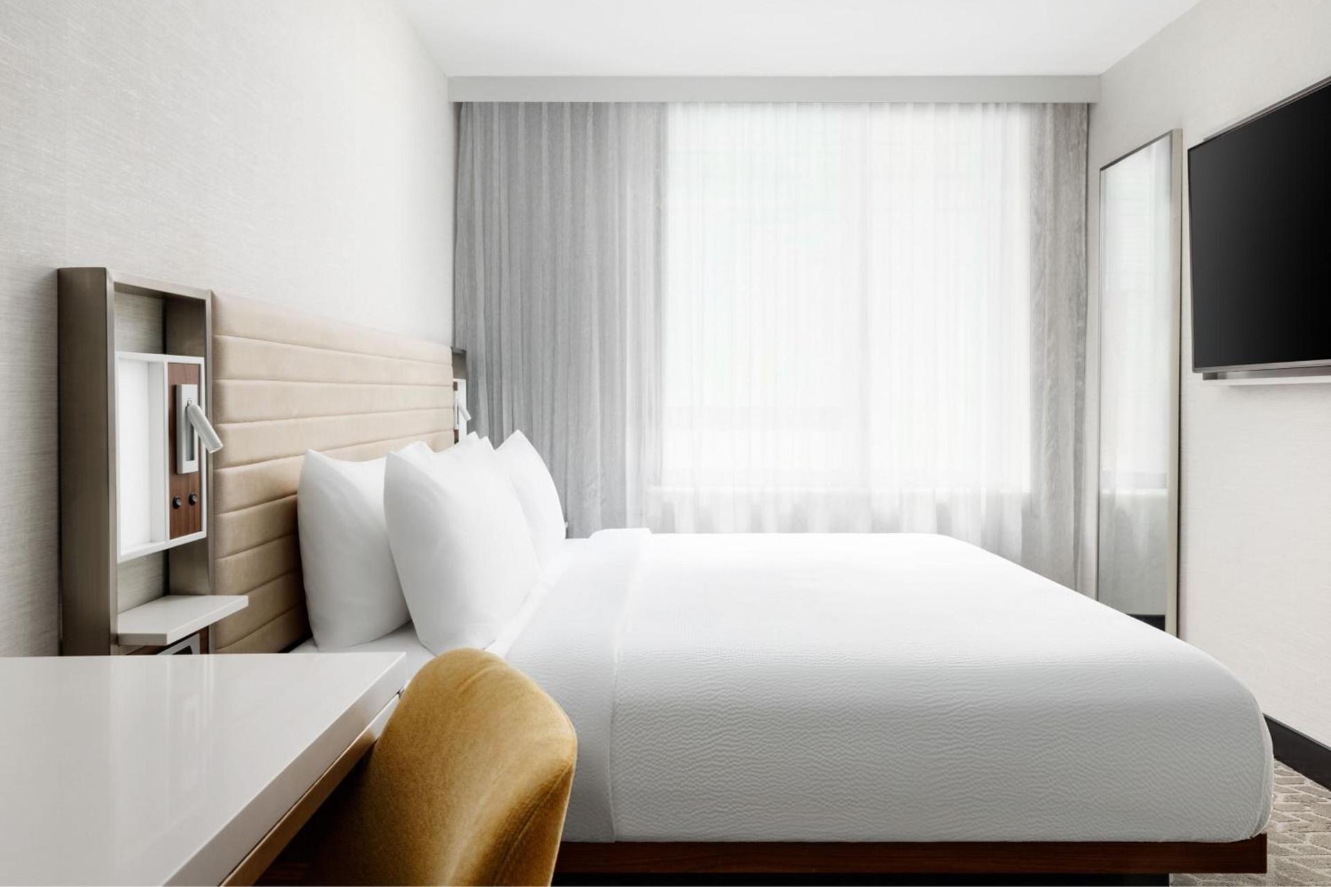 SpringHill Suites by Marriott New York Manhattan/Times Square South photo 5